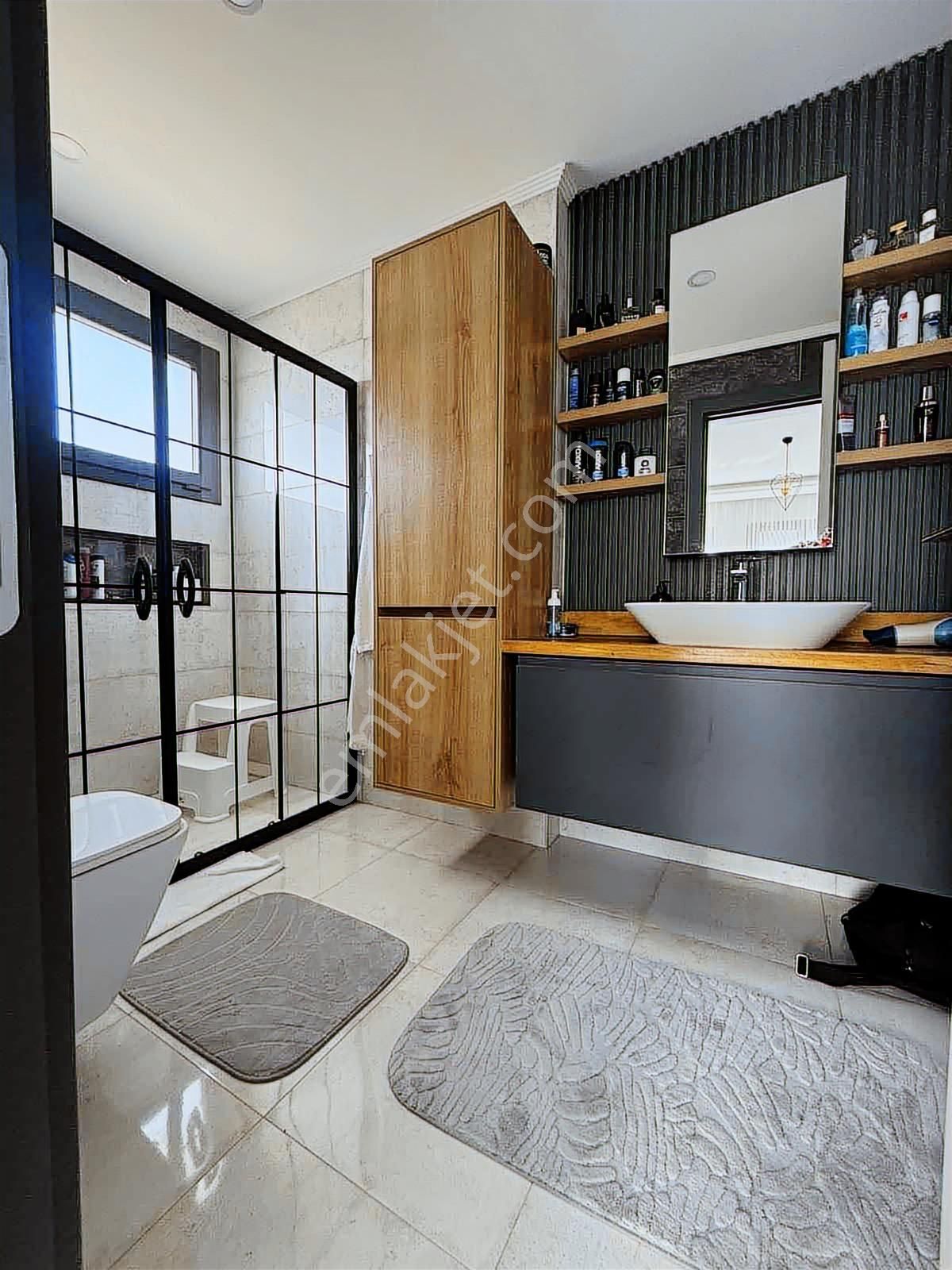 Kuşadasın'da Satılık Müstakil 4+1 Doğalgazlı Villa - Görsel 15