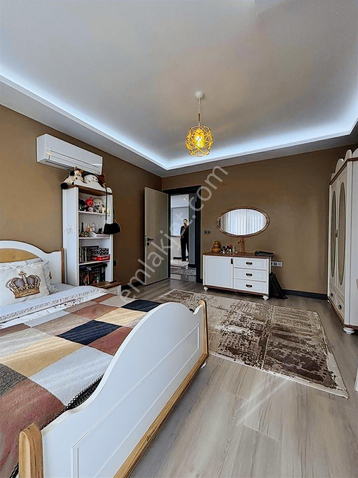 Kuşadasın'da Satılık Müstakil 4+1 Doğalgazlı Villa - Görsel 29