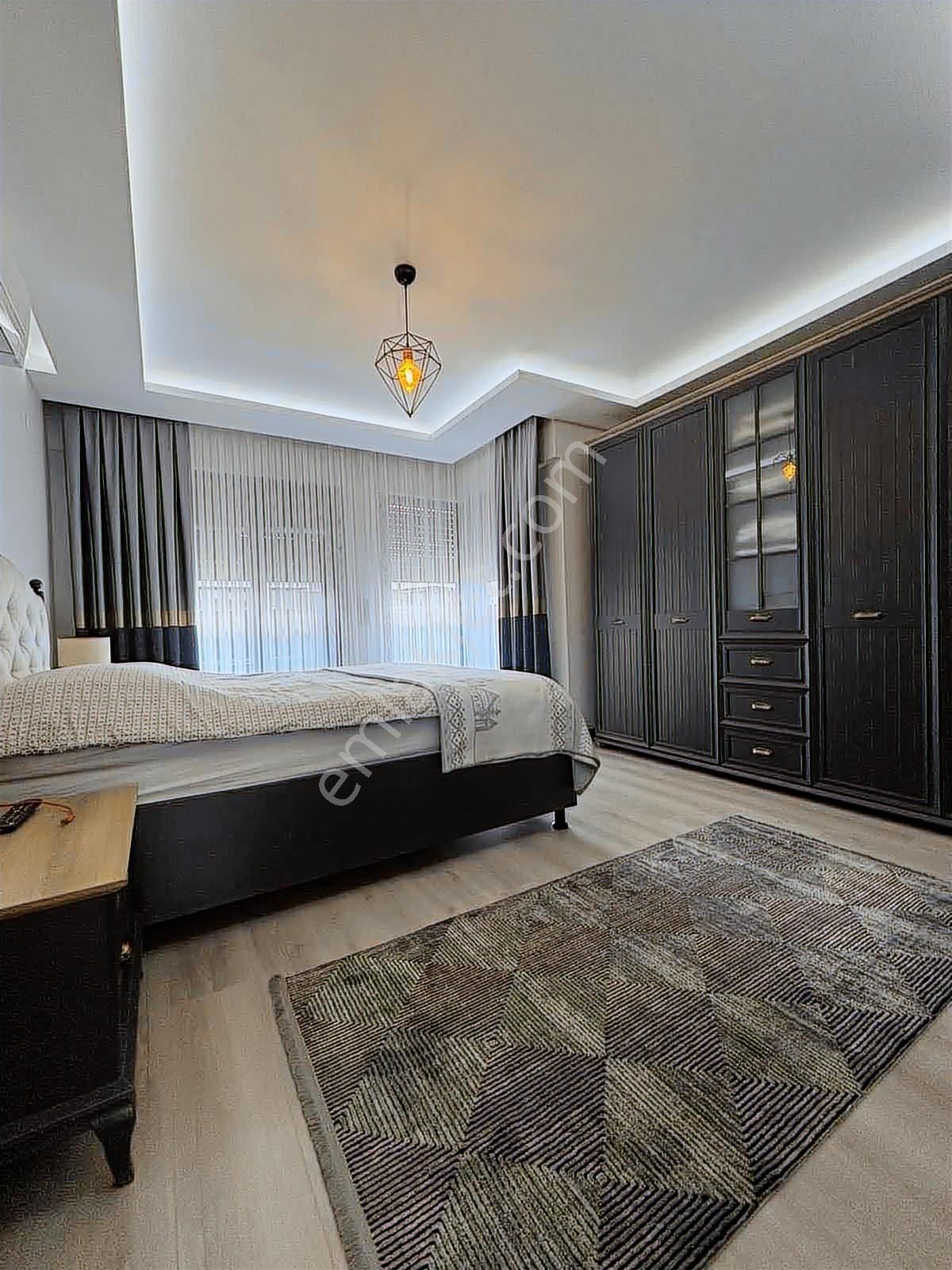 Kuşadasın'da Satılık Müstakil 4+1 Doğalgazlı Villa - Görsel 16