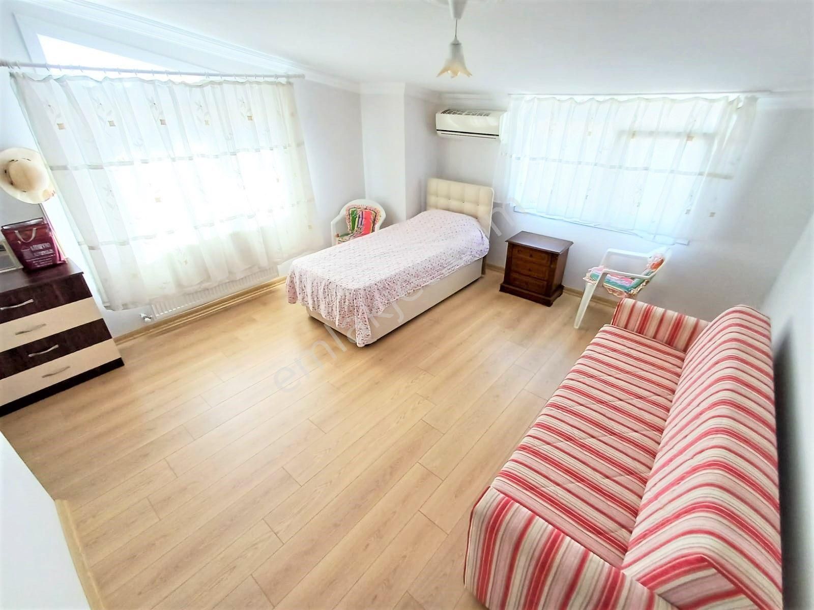 Aygül'den Burhaniye'de Açık Mutfak Geniş Balkon Ve Teraslı Doğalgazlı Asansörlü 4+1 Satılık Dubleks - Görsel 19