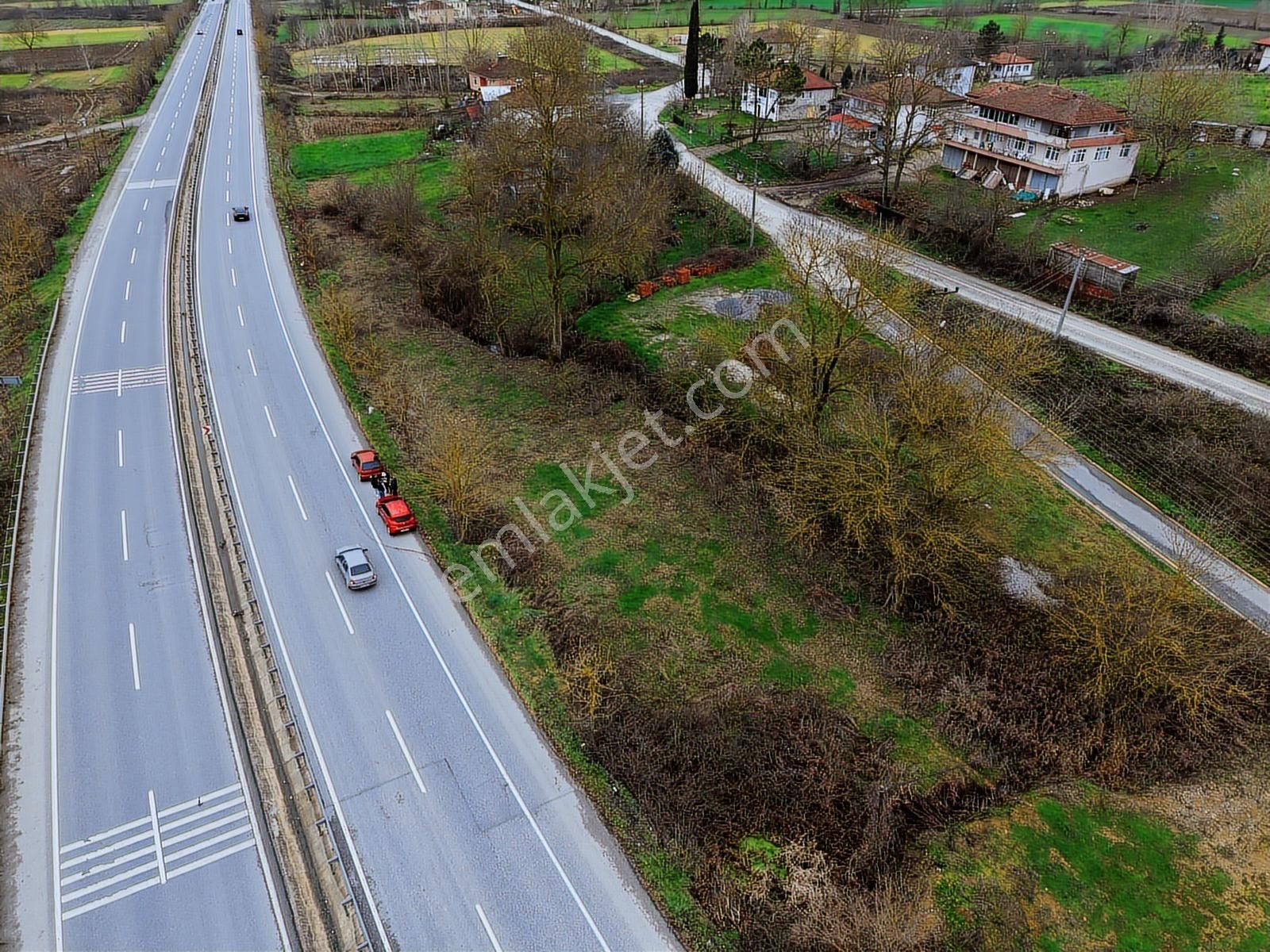 Adapazarı-kaynarca Yoluna Cepheli Karadere'de Muhteşem Fırsat