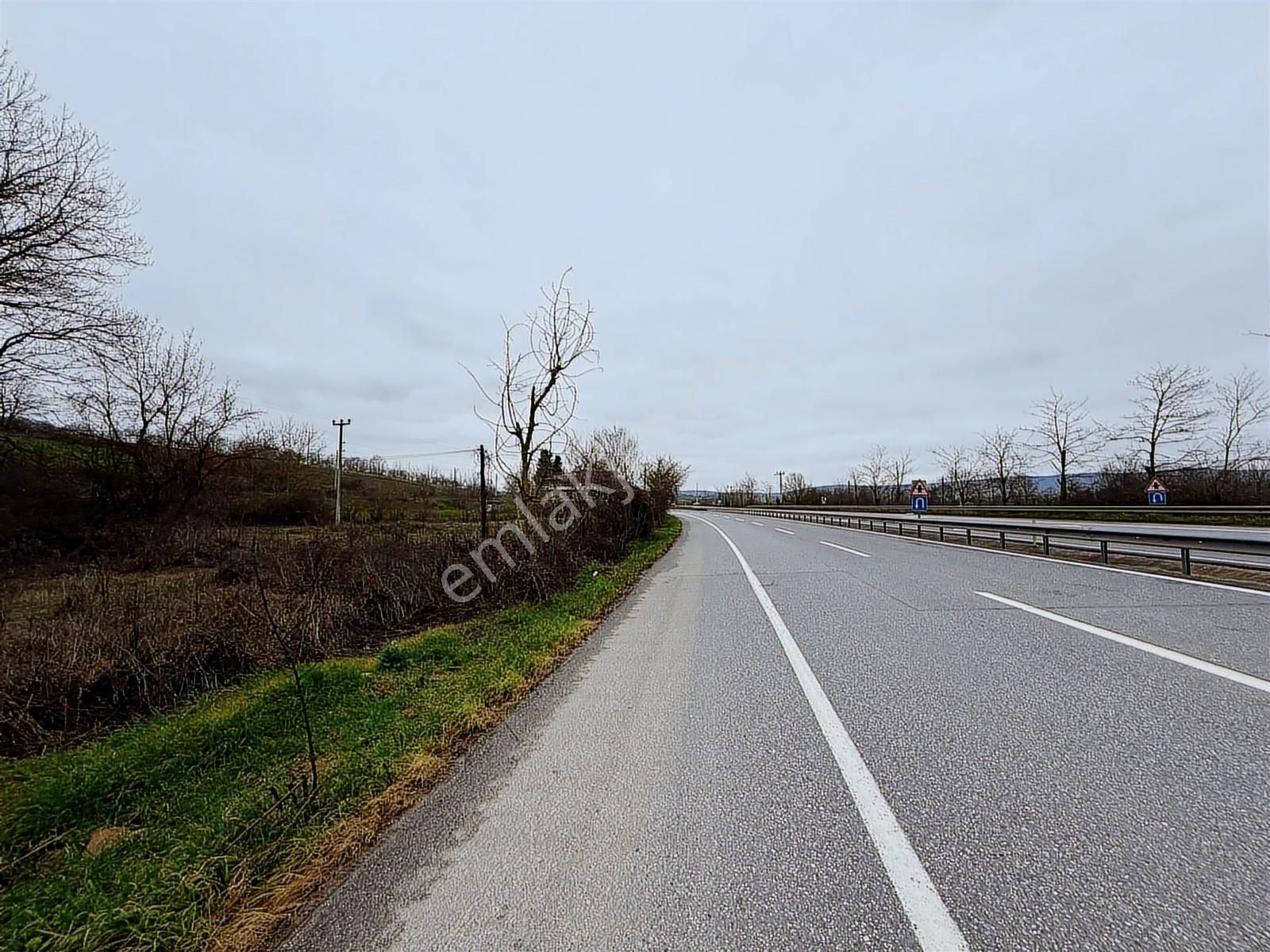 Adapazarı-kaynarca Yoluna Cepheli Karadere'de Muhteşem Fırsat - Görsel 2