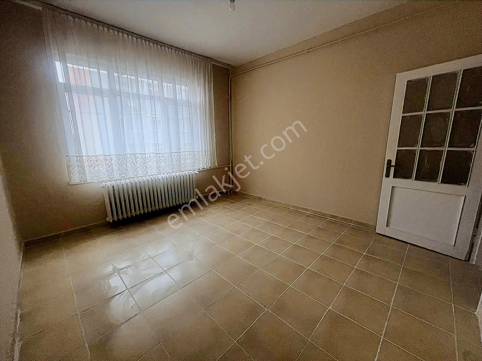 Kızılay Özveren Sokakta 2+1 Kıralık Daıre - Görsel 24