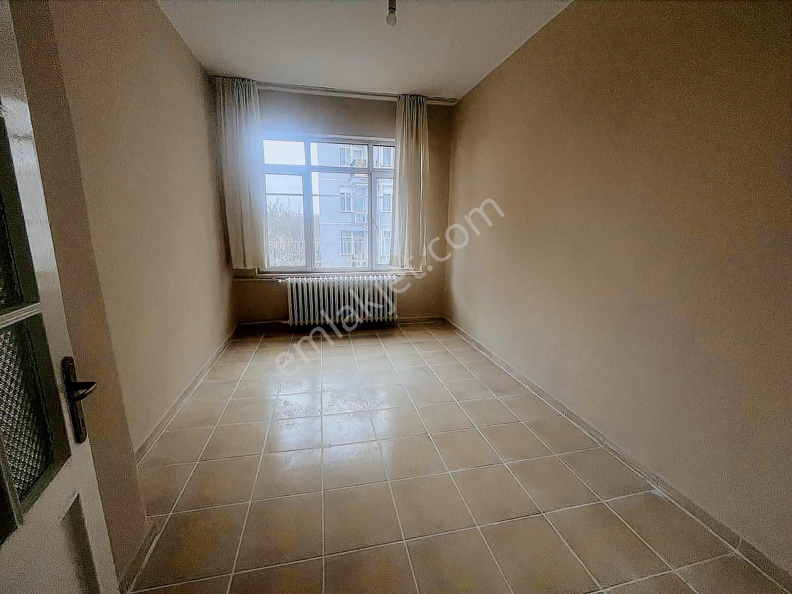 Kızılay Özveren Sokakta 2+1 Kıralık Daıre - Görsel 29