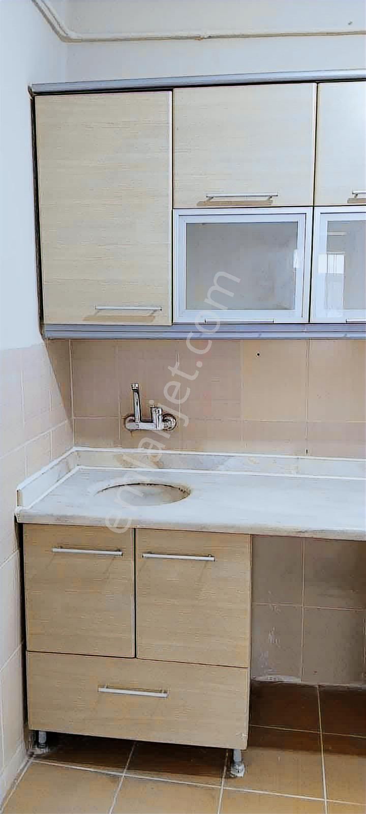 Kızılay Özveren Sokakta 2+1 Kıralık Daıre - Görsel 6