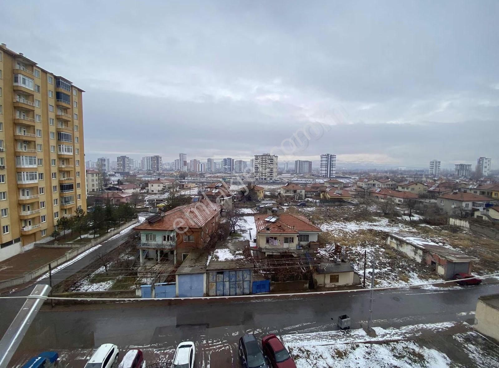 Alsancakta Satılık İçi Full Yapılı 3+1 Daire Masrafsız - Görsel 6