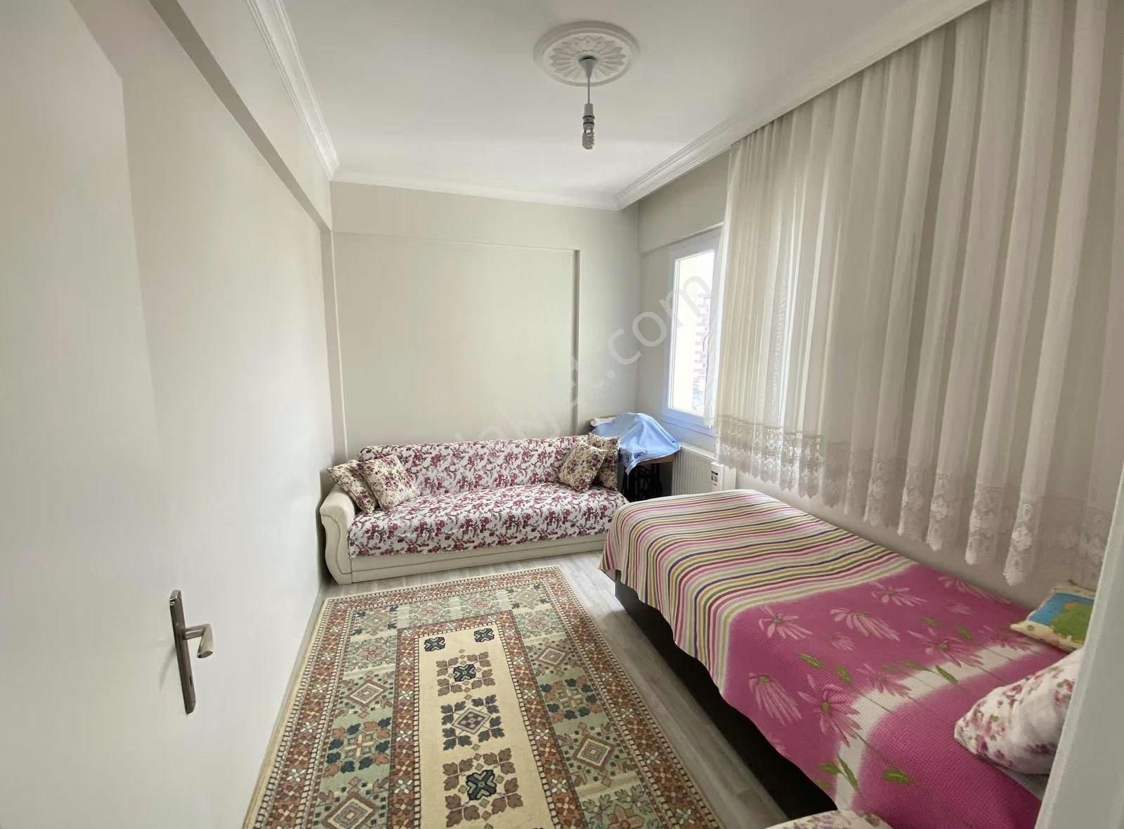 Alsancakta Satılık İçi Full Yapılı 3+1 Daire Masrafsız - Görsel 14