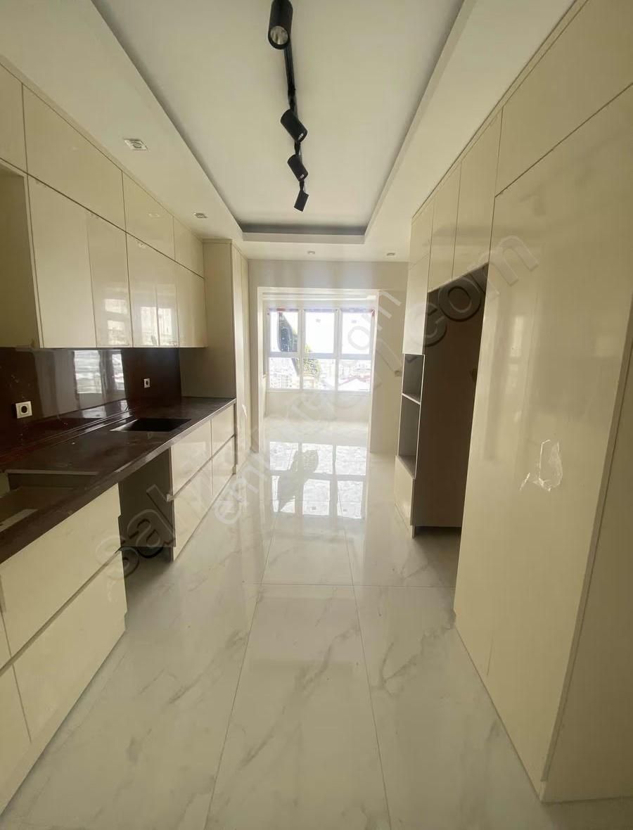 Talasda En Güzel Konumunda En Geniş Ve İçi Full Yapılı 3+1 Daire - Görsel 5