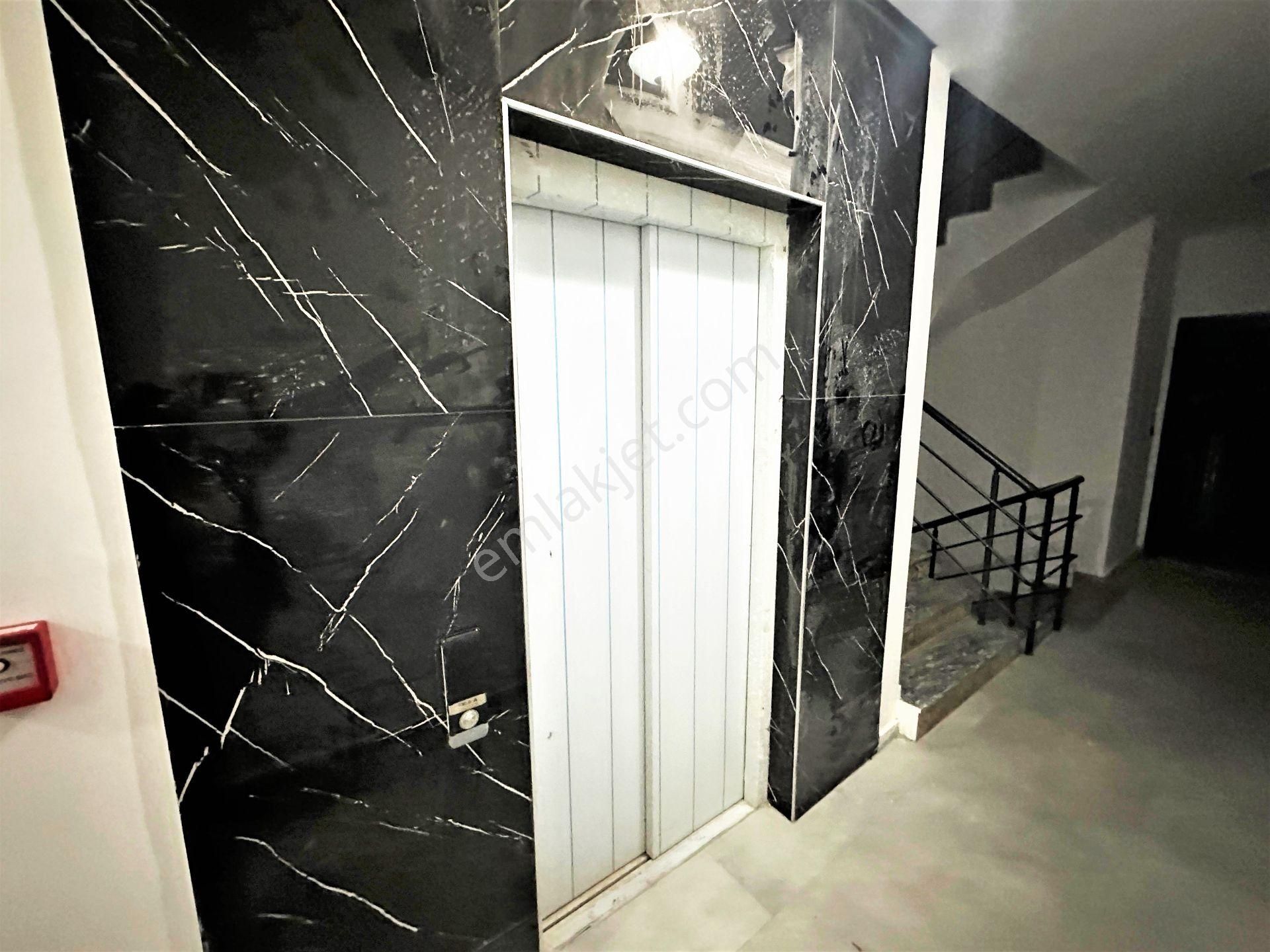 🦚aygülden🦚akçay'da Sıfır Ön Cephe Mustakil Tadında Geniş Bahçe Kullanımlı Kaçmaz 1+1 Satılık Daire - Görsel 34