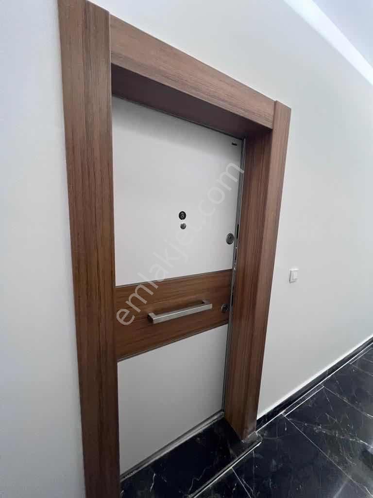 Kuşadası'nda Satılık Sıfır Denize Yakın 1+1 Daire - Görsel 14