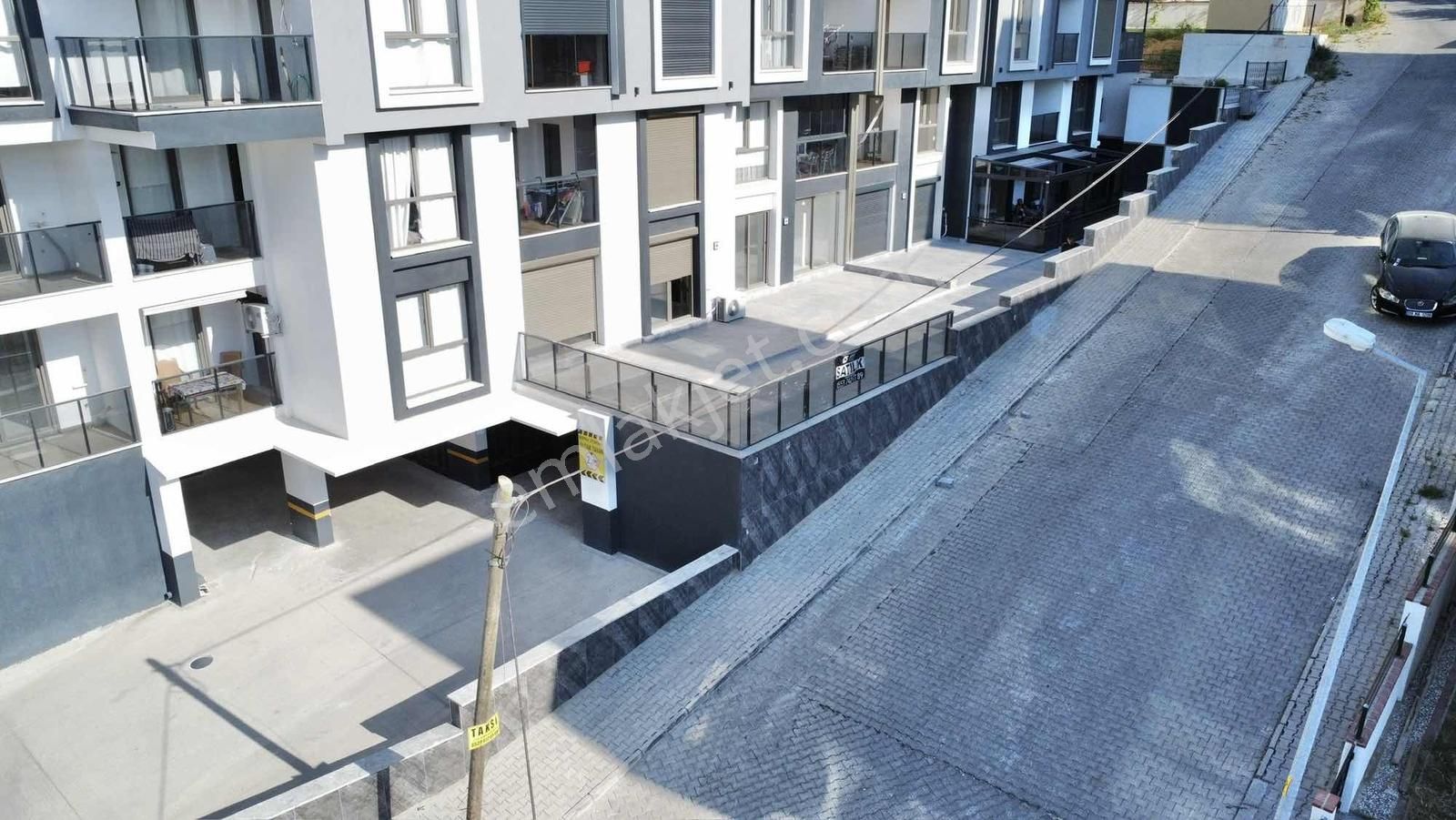 Kuşadası'nda Satılık Sıfır Denize Yakın 1+1 Daire - Görsel 5