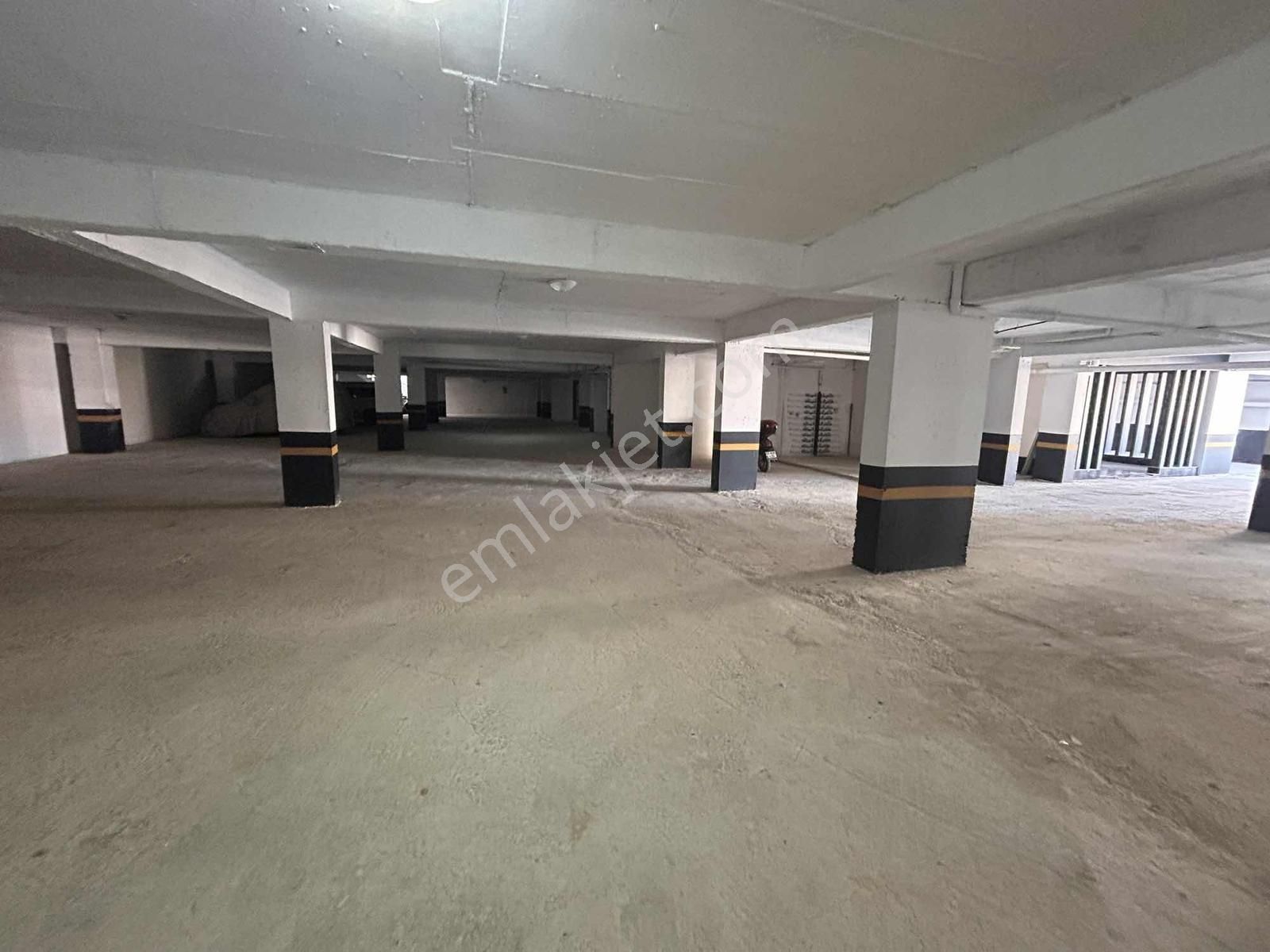 Kuşadası'nda Satılık Sıfır Denize Yakın 1+1 Daire - Görsel 22