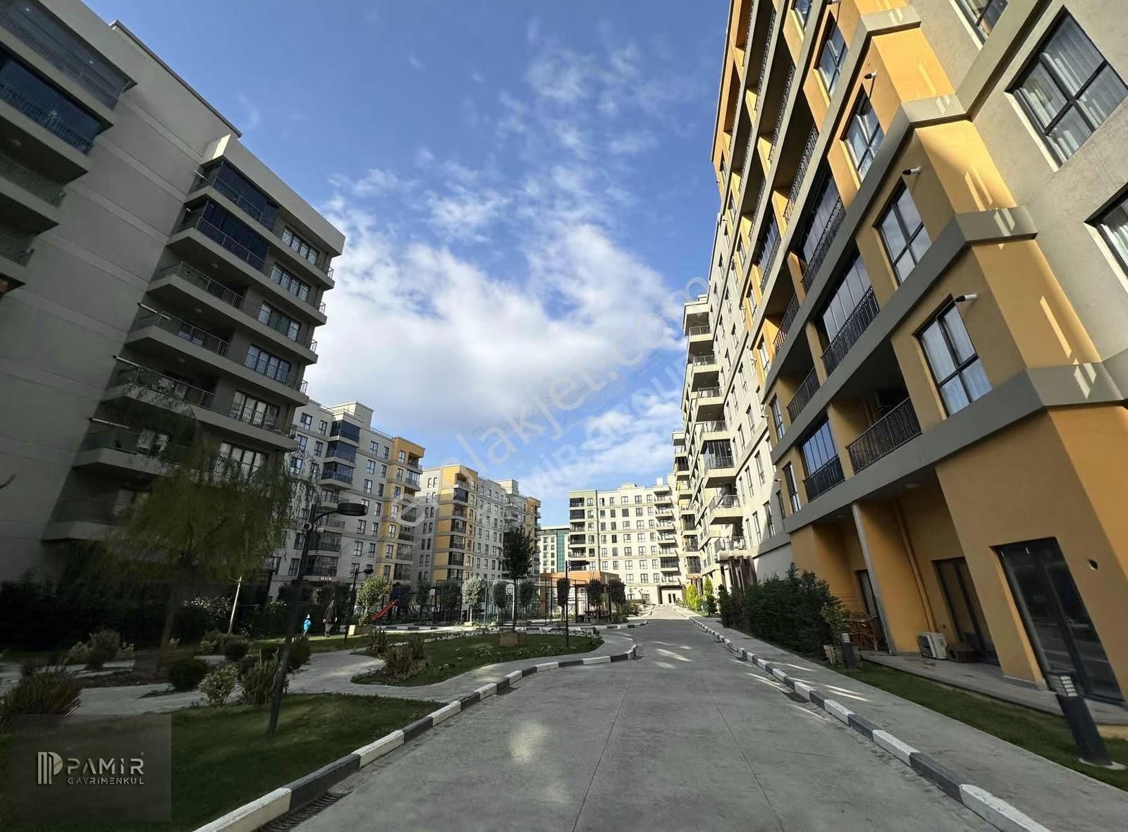 2+1 Kapalı Mutfak(sıfır Daıre)meydan Ardıclıda