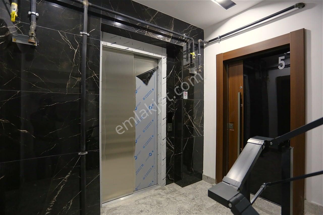 Antalya Etiler Mahallesi'nde Kiralık Eşyalı 2+1 Daire - Görsel 6