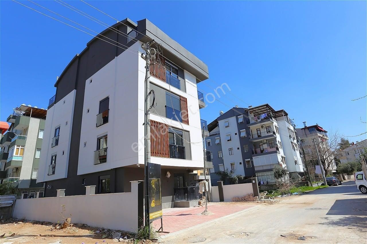 Antalya Etiler Mahallesi'nde Kiralık Eşyalı 2+1 Daire - Görsel 3