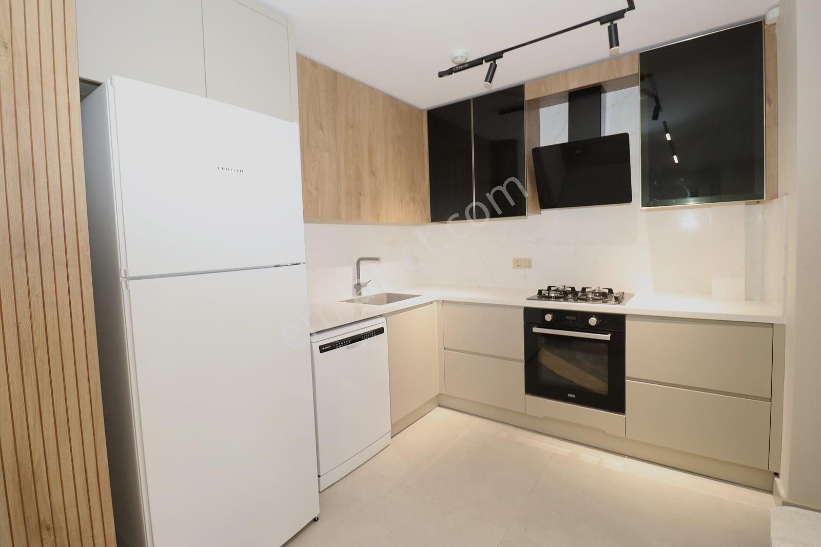 Muratpaşa Güzeloba'da Denize 400 M Mesafede Kiralık Daire - Görsel 17