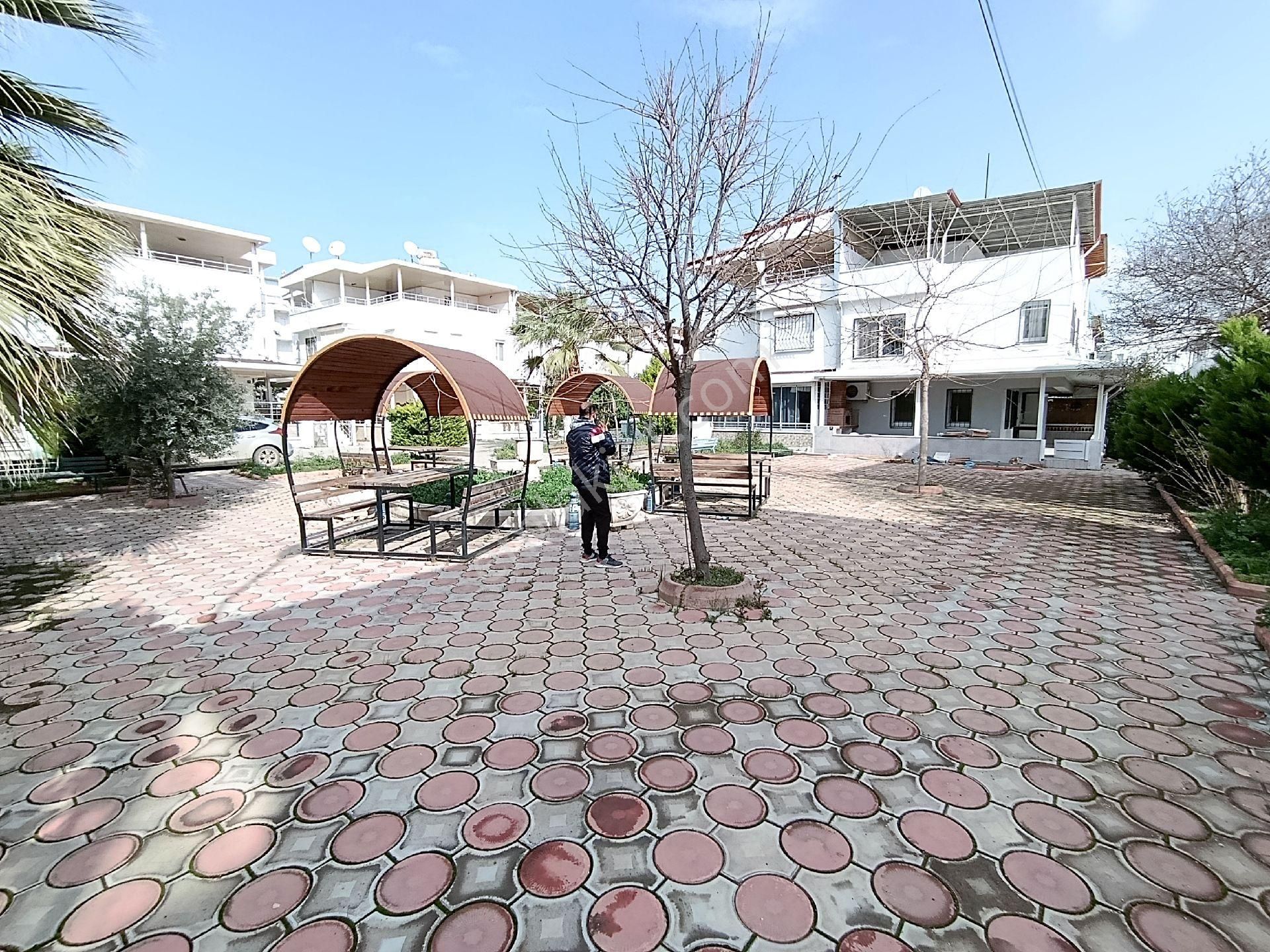 Didim Çamlık'ta Satılık Tripleks Villa