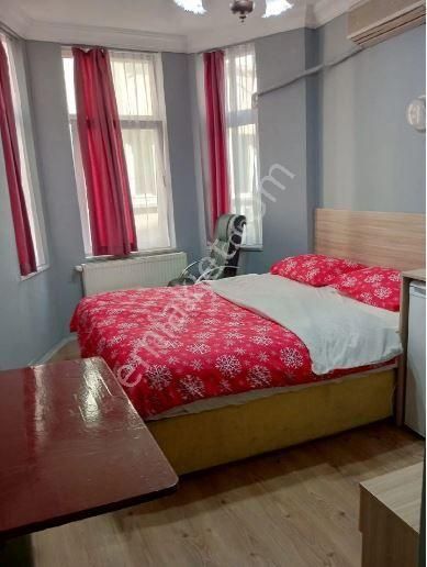 Beyoğlu Cihangir Alışık Sokakta Stüdyo Eşvalı Kiralık Daire - Görsel 2