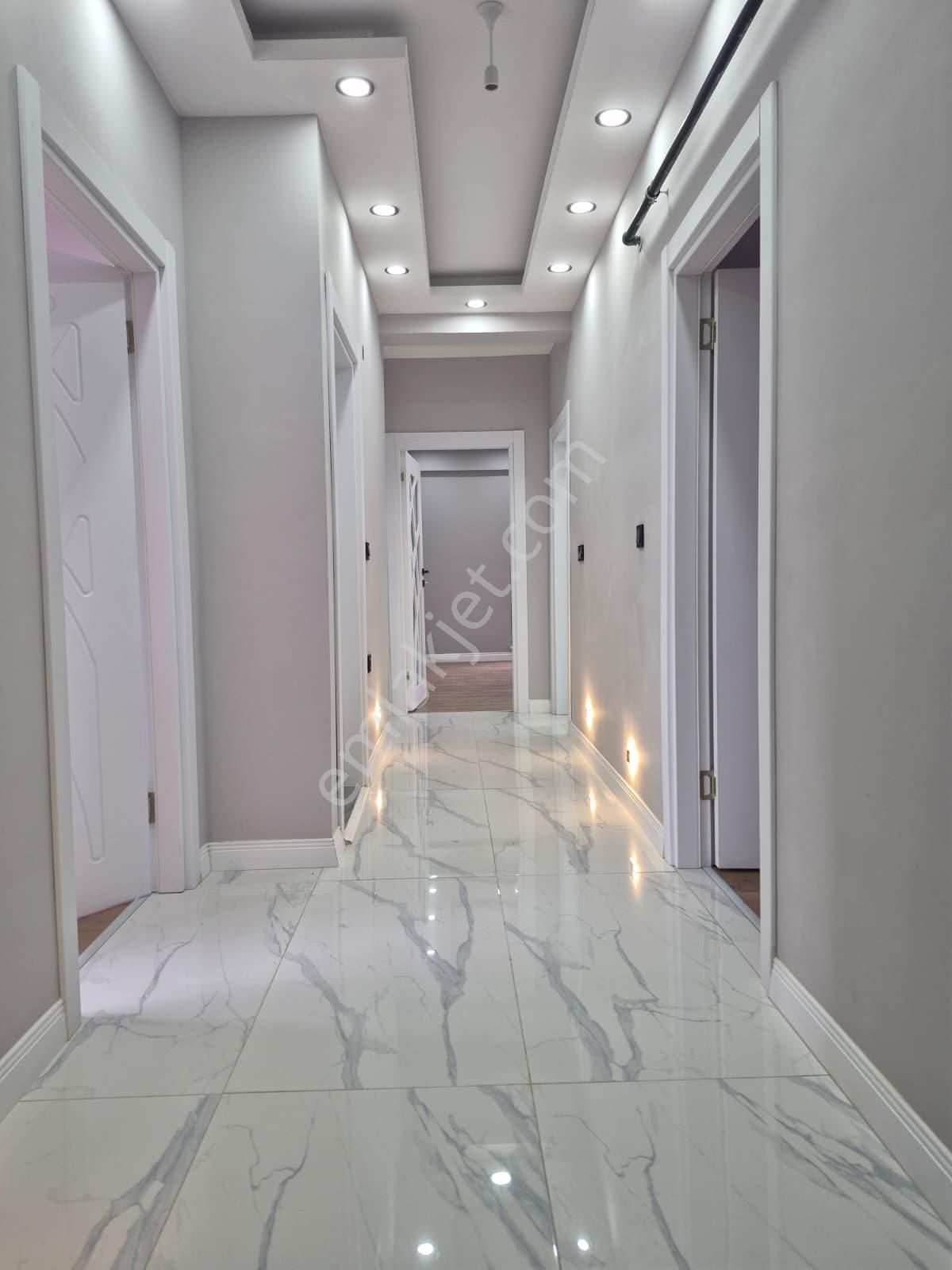 Mehmet Akif Ersoy Mahallesinde İskanlı 3+1 Geniş Ebeveyn Banyolu Fırsta Daire - Görsel 2