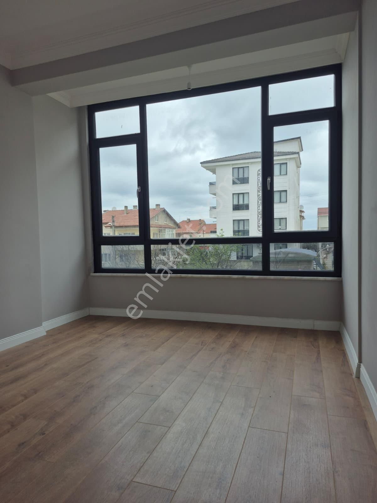 Mehmet Akif Ersoy Mahallesinde İskanlı 3+1 Geniş Ebeveyn Banyolu Fırsta Daire - Görsel 5