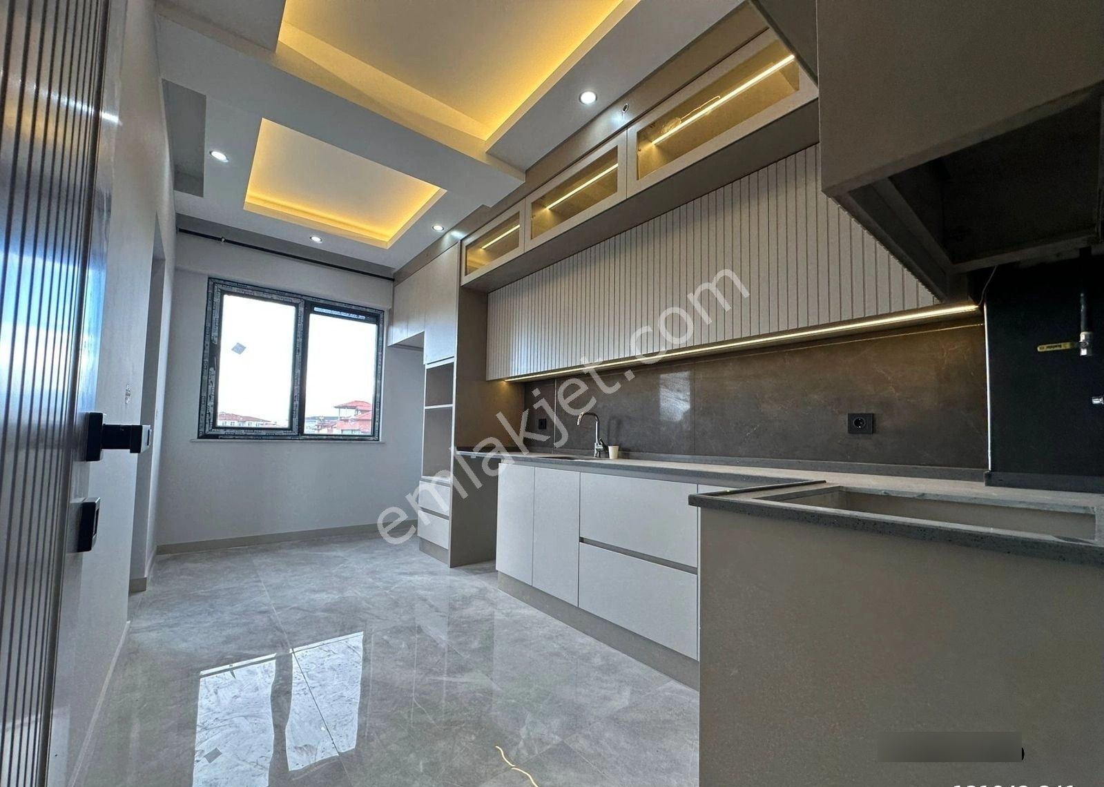 Selçukbey'de Tank Yanı Ön Cephe 2+1 120m2 Son Kalan Daire - Görsel 4