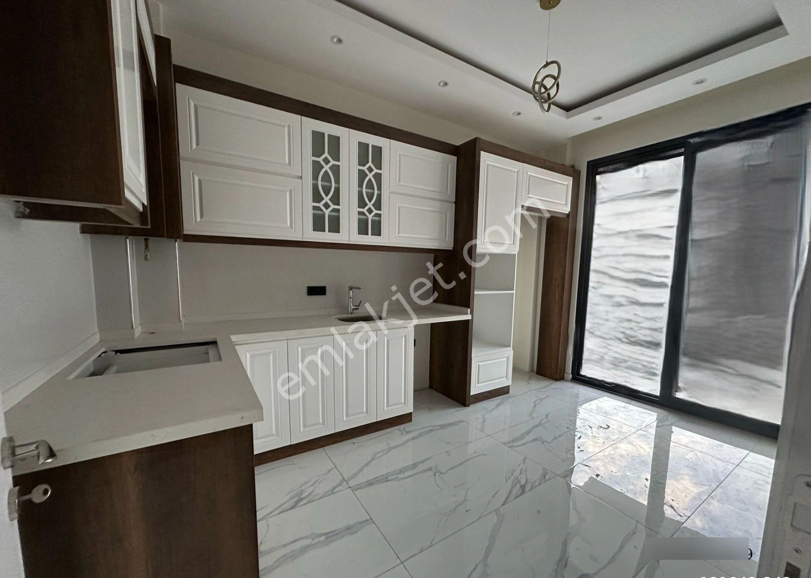 Şemiklerde Nazbayrak Yanı Acill Satılık 3+1 Ön Cephe Daire - Görsel 17