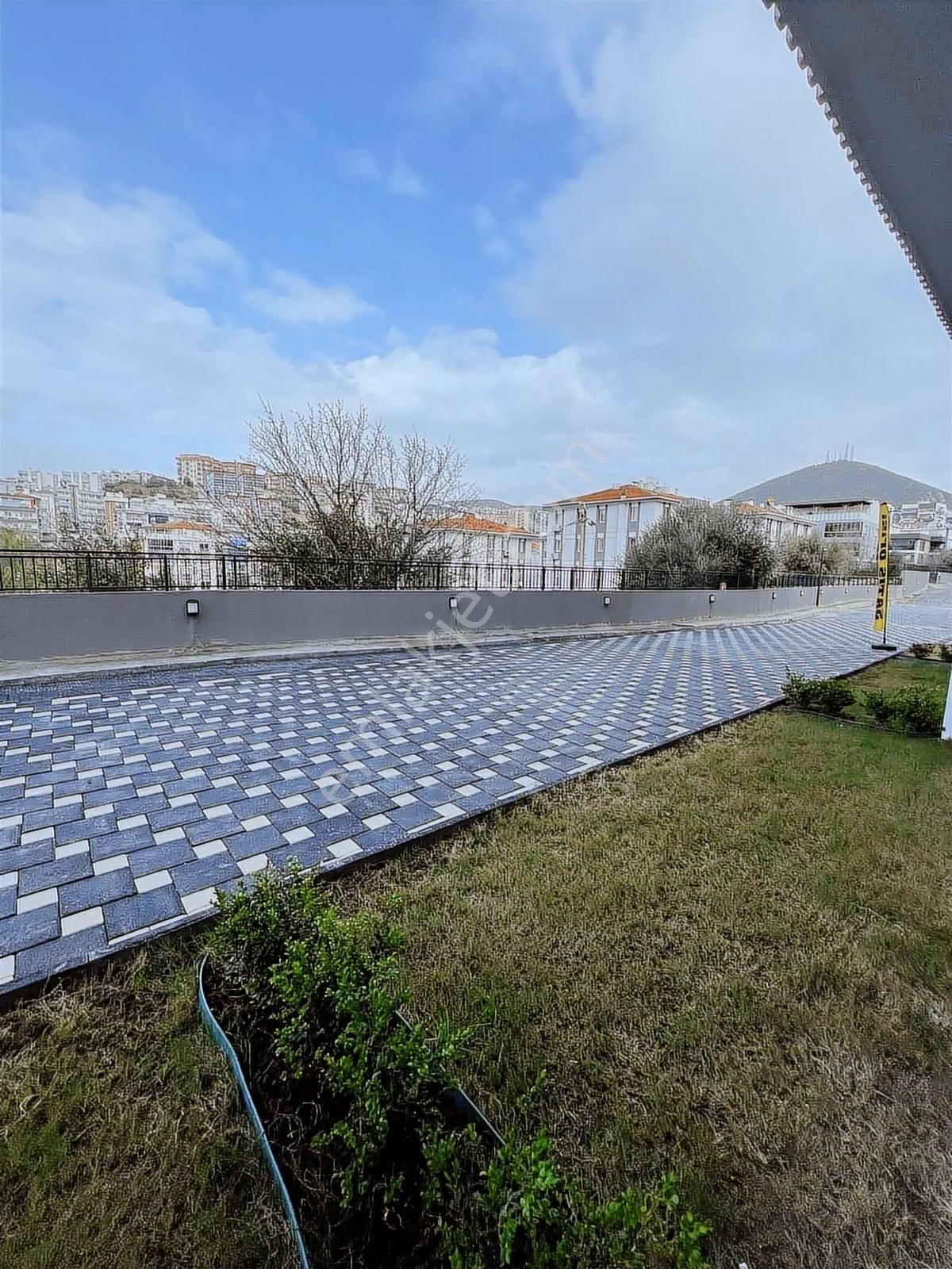 Satılık 1+1 Ege Mahallesi Sıfır Bahçe Katı Havuzlu Sitede Daire - Görsel 6