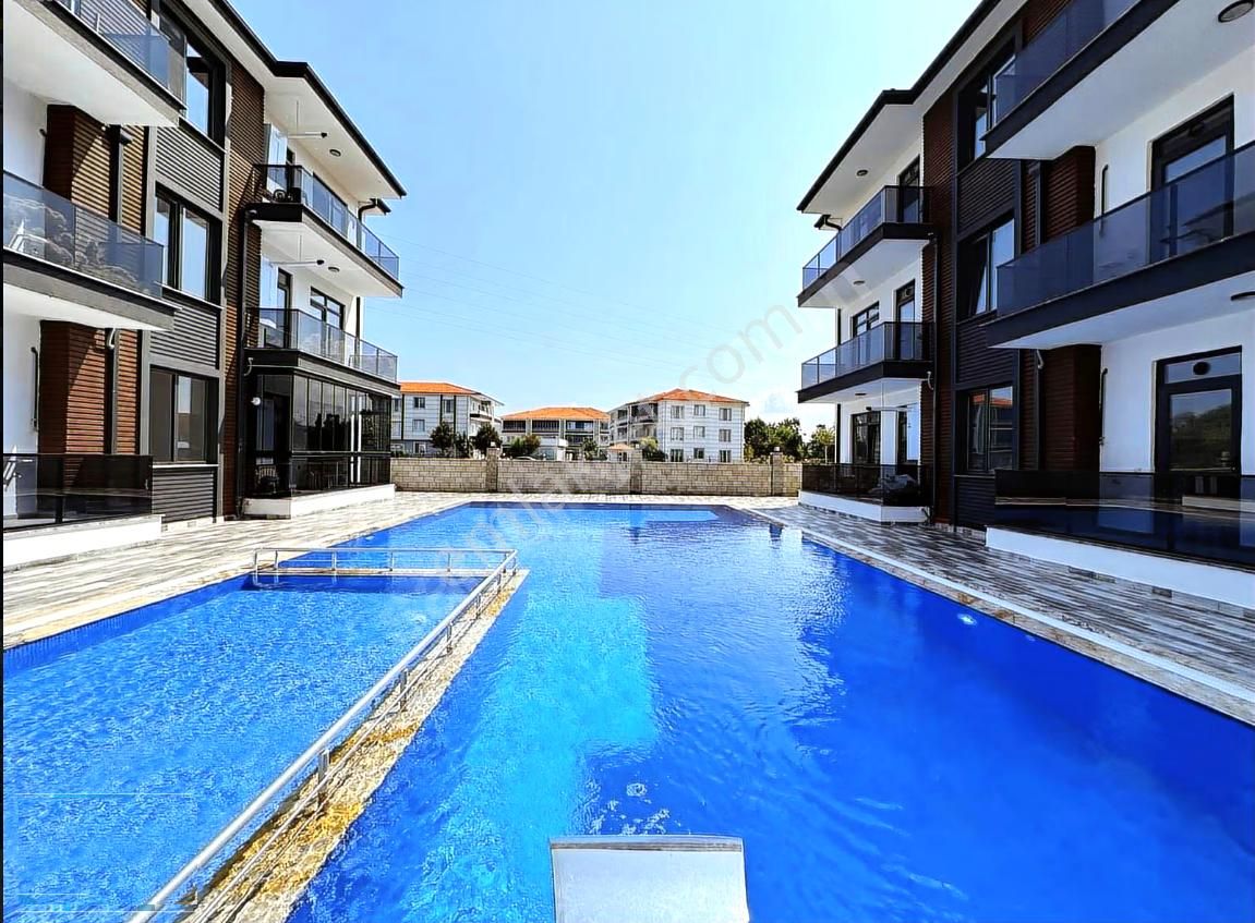 Yılmaz İnşaattan Müstakil Bahçeli Kombi Cam Balkonlu 2+1 Daire - Görsel 8