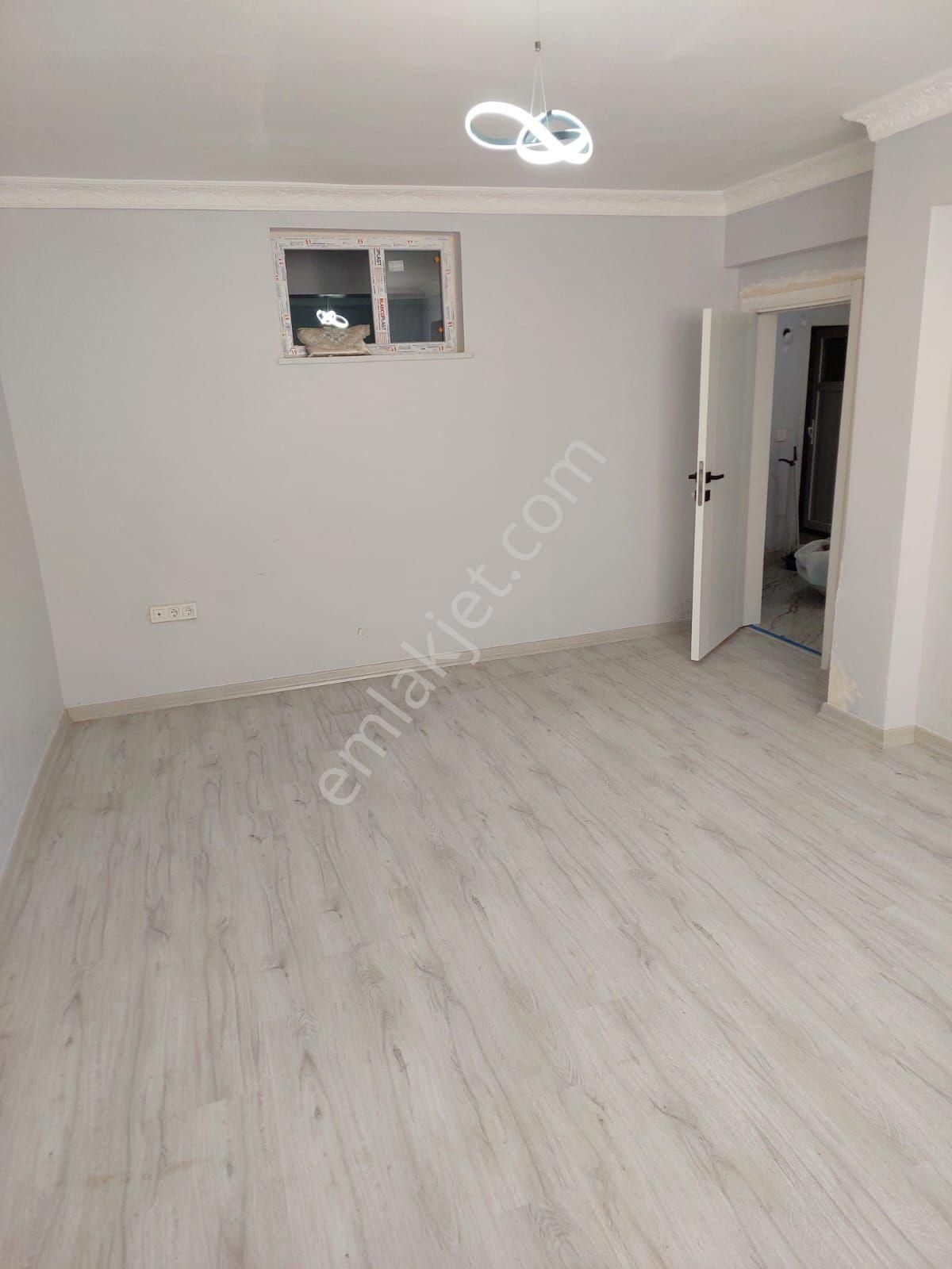 2+1 Bahçe Katı İçi Sıfırlanmış Krediye Uygun Yatırımlık Daire 8 İphone Telefon Parasina Acil