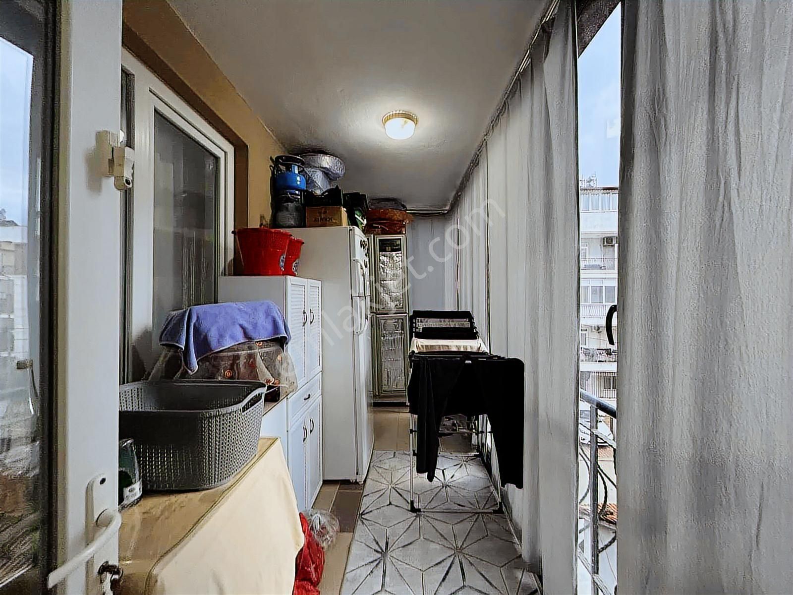 Sema Yazar Arkası Geniş Doğalgazlı Ara Kat 3+1 Çift Cam Balkonlu - Görsel 24