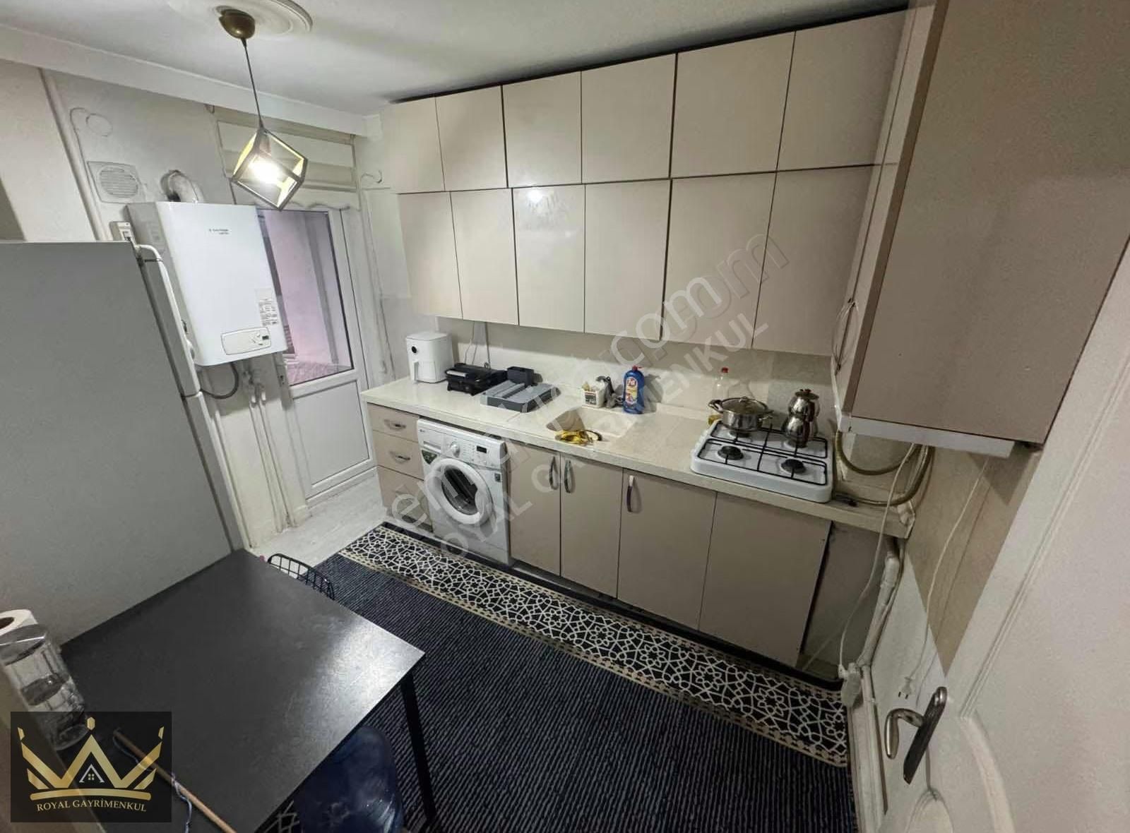 Royalden Kıbrıs Caddesinde Satılık Arakat 1+1 Daire - Görsel 3