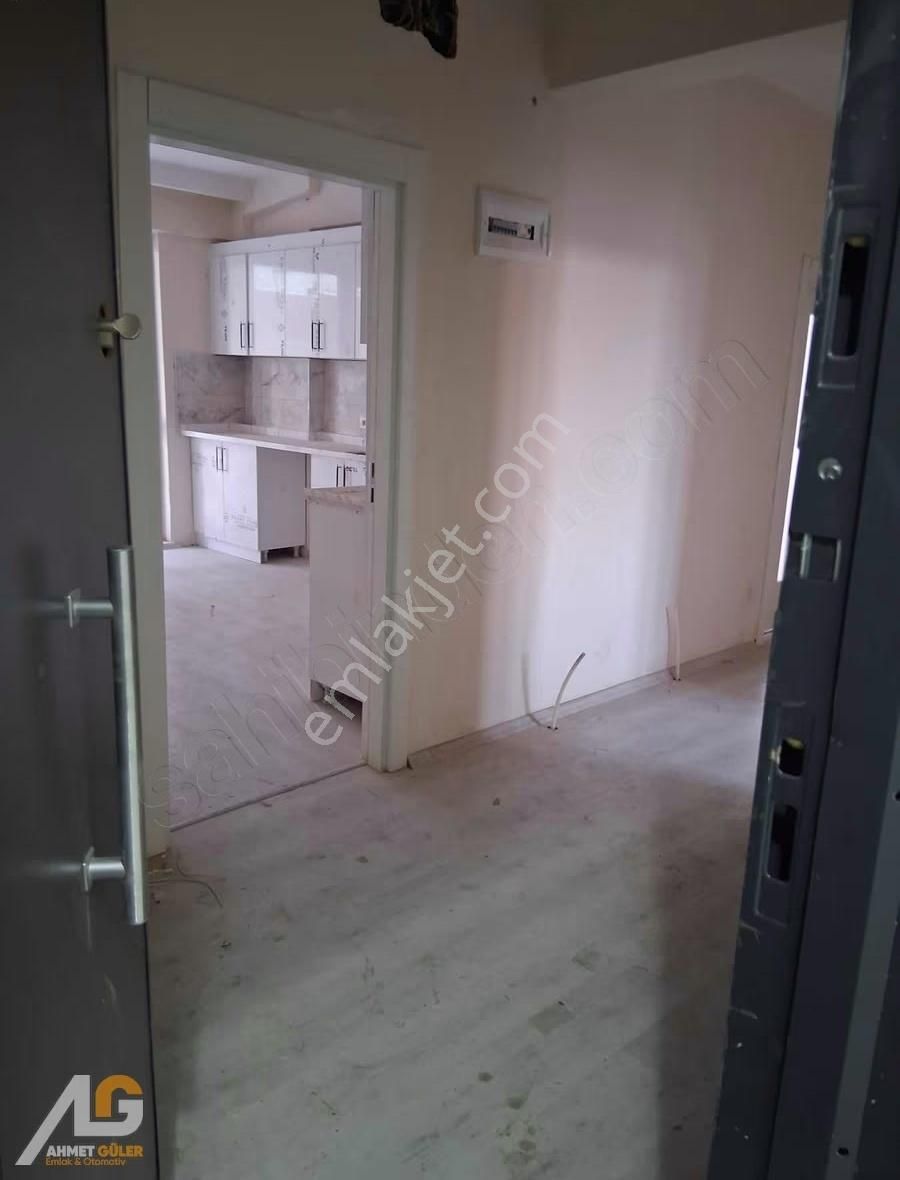 Fetih Caddesi Arakat Satılık 2+1 - Görsel 2