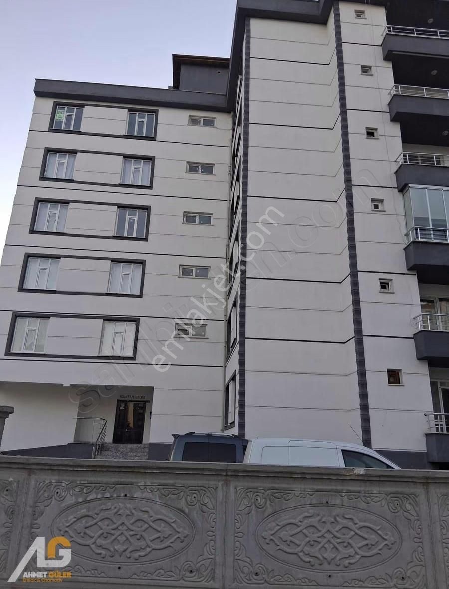 Fetih Caddesi Arakat Satılık 2+1