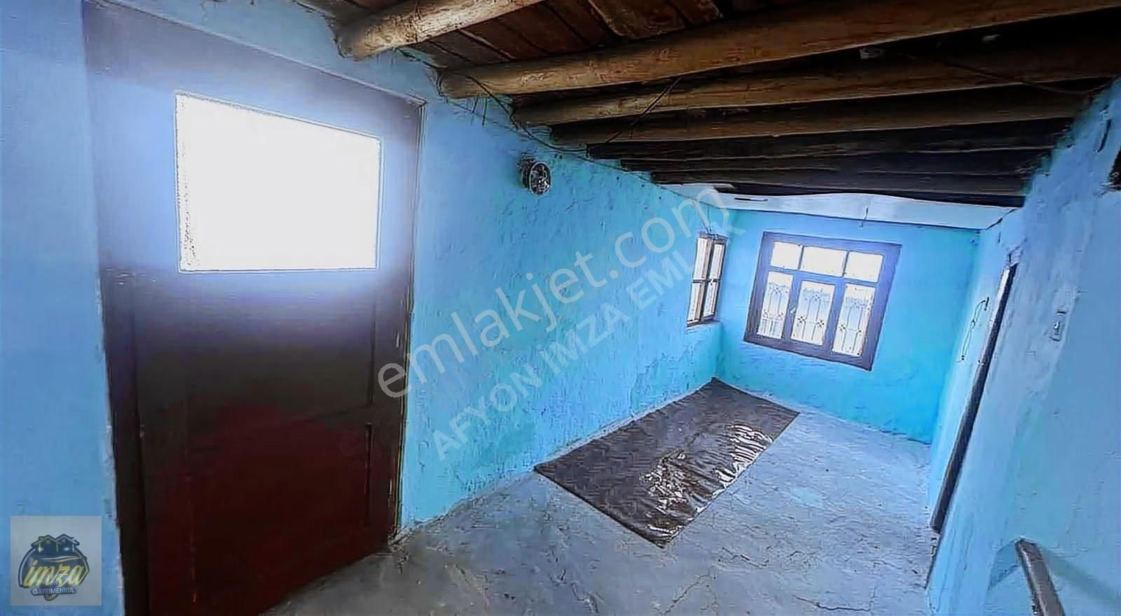 Burmalı Mahallesinde Bahçeli Müstakil Ev Araç Takası Vardır