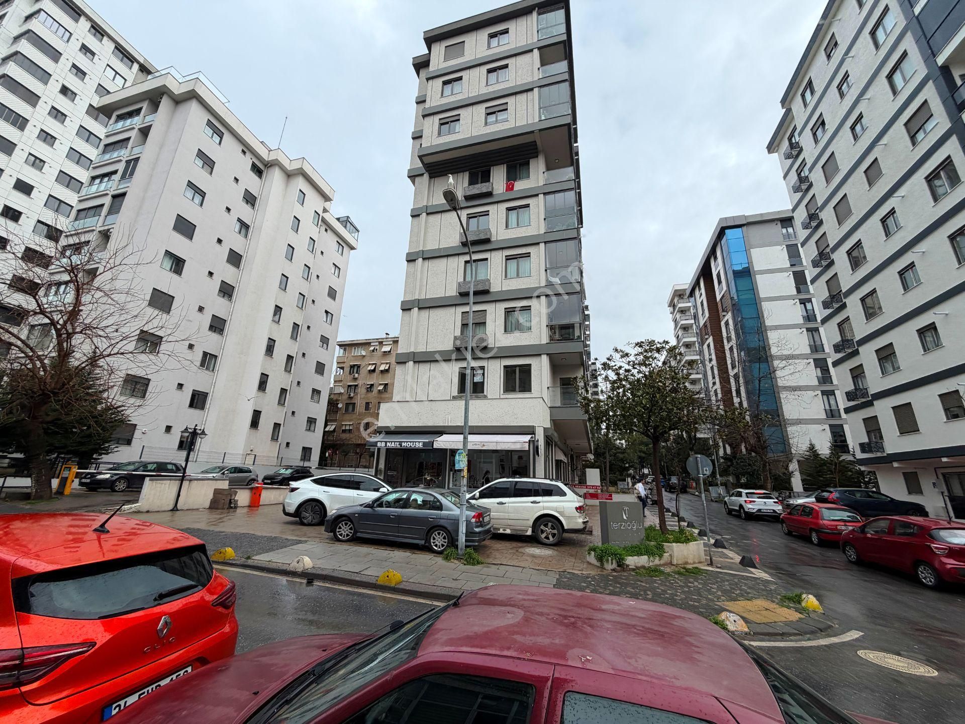 Şenesenevler'de 1 Yıllık İskanlı 1.kat Balkonlu Boş Satılık 2+1 - Görsel 30