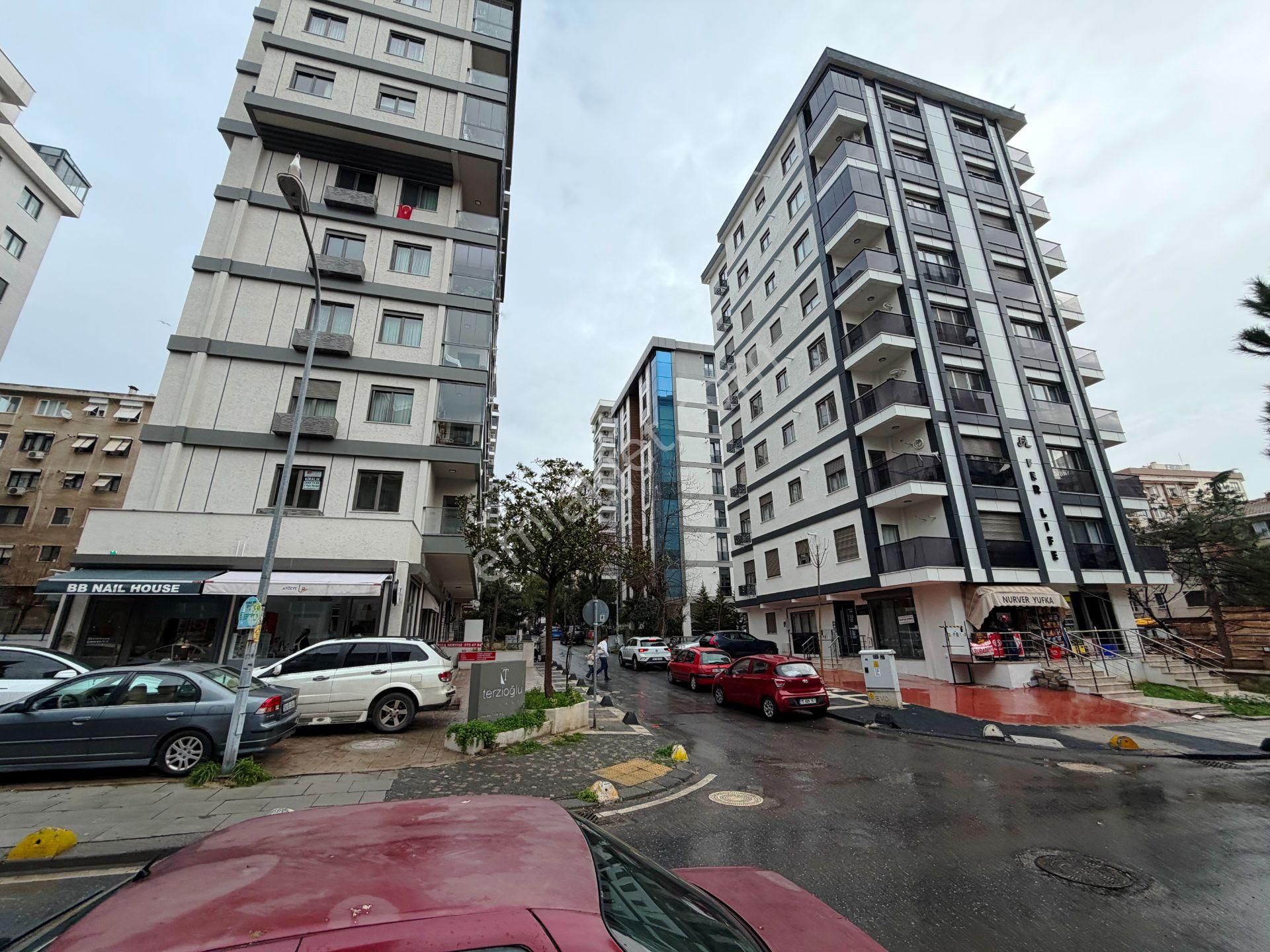 Şenesenevler'de 1 Yıllık İskanlı 1.kat Balkonlu Boş Satılık 2+1 - Görsel 28