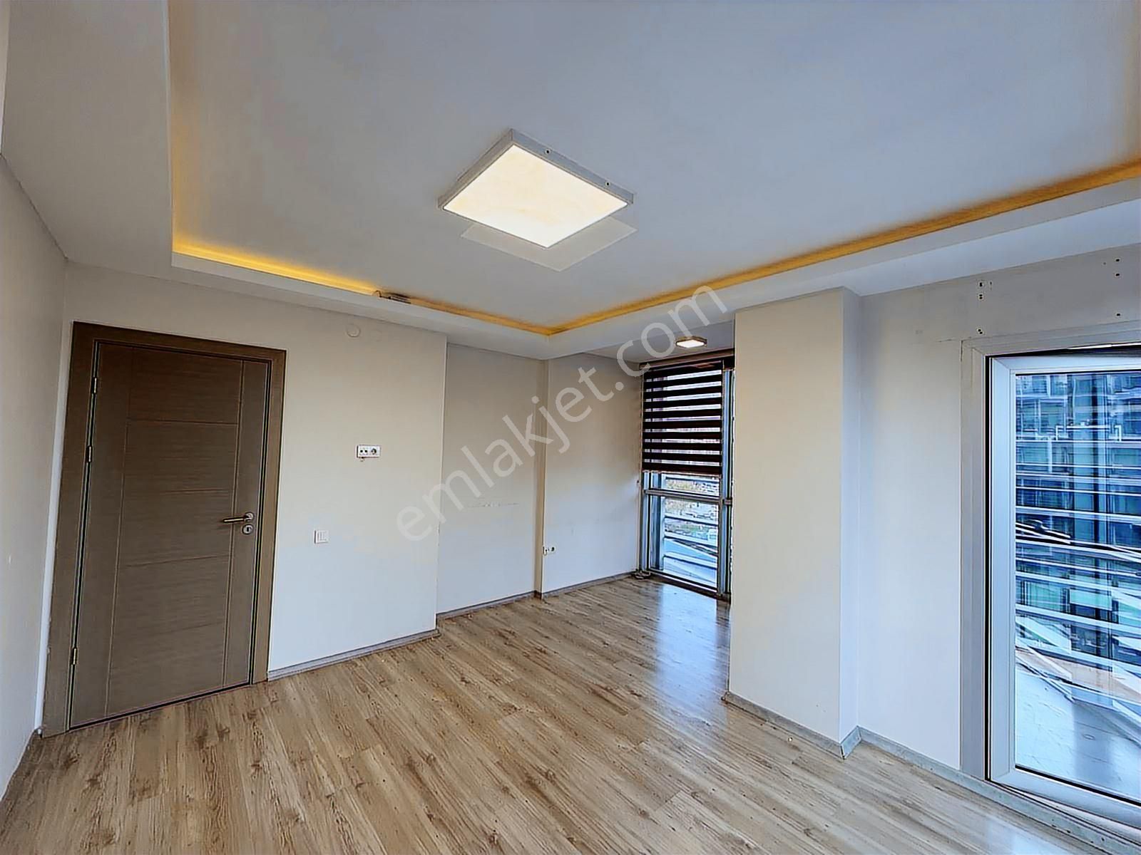 Bayralı Mansuroğlu Ata Plaza 2+1 Kiralık Ofis - Görsel 30