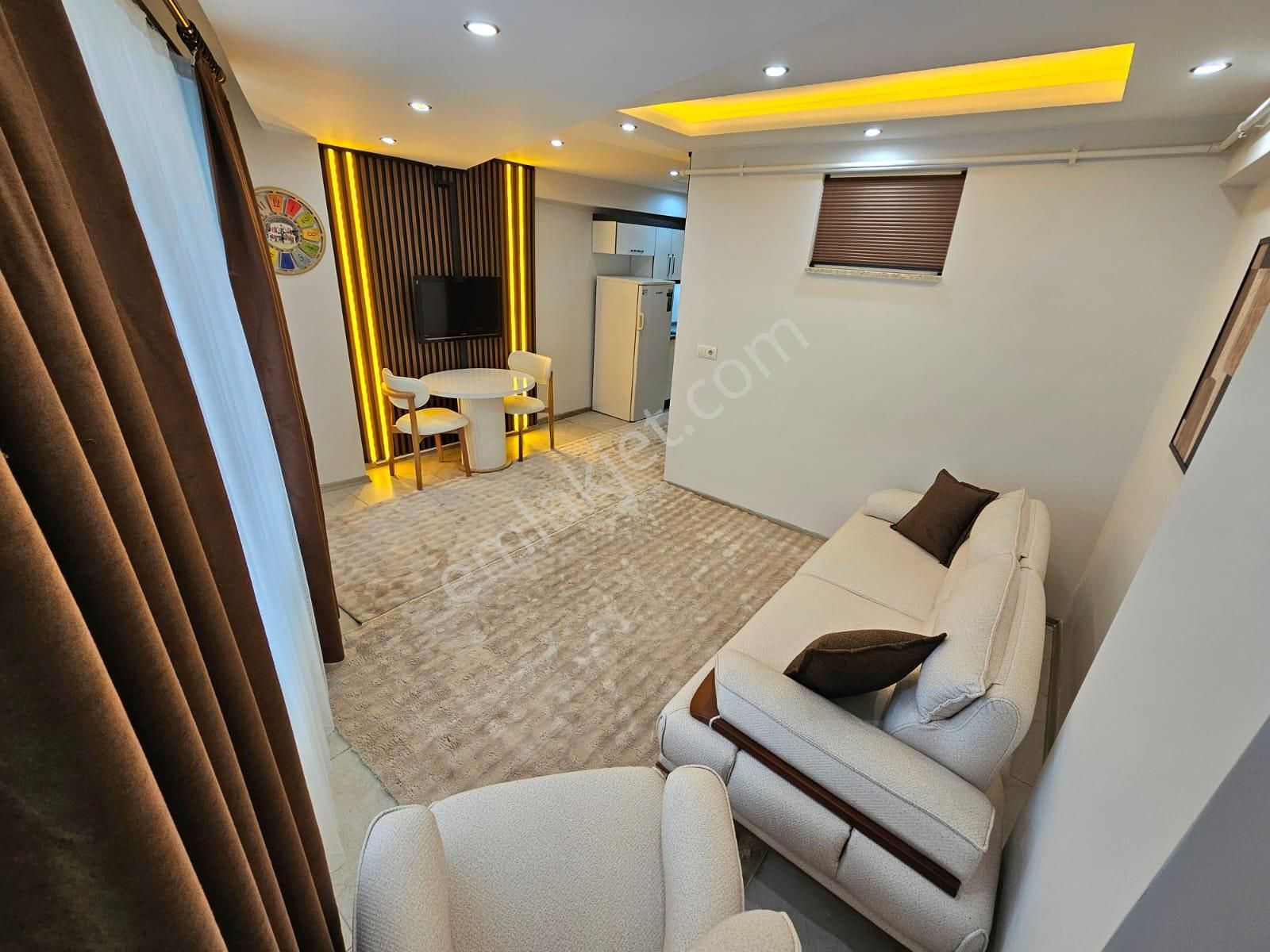 Arakat Asansörlü Lüx Full Eşyalı Yatırımlık 1+1 Apart - Görsel 4