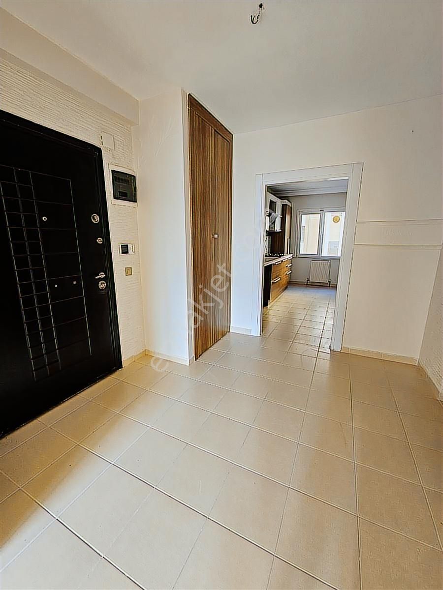 Alper Alkan'dan Şerifali'de Harika Konumda 145m2 3+1 Ofis Katı - Görsel 26