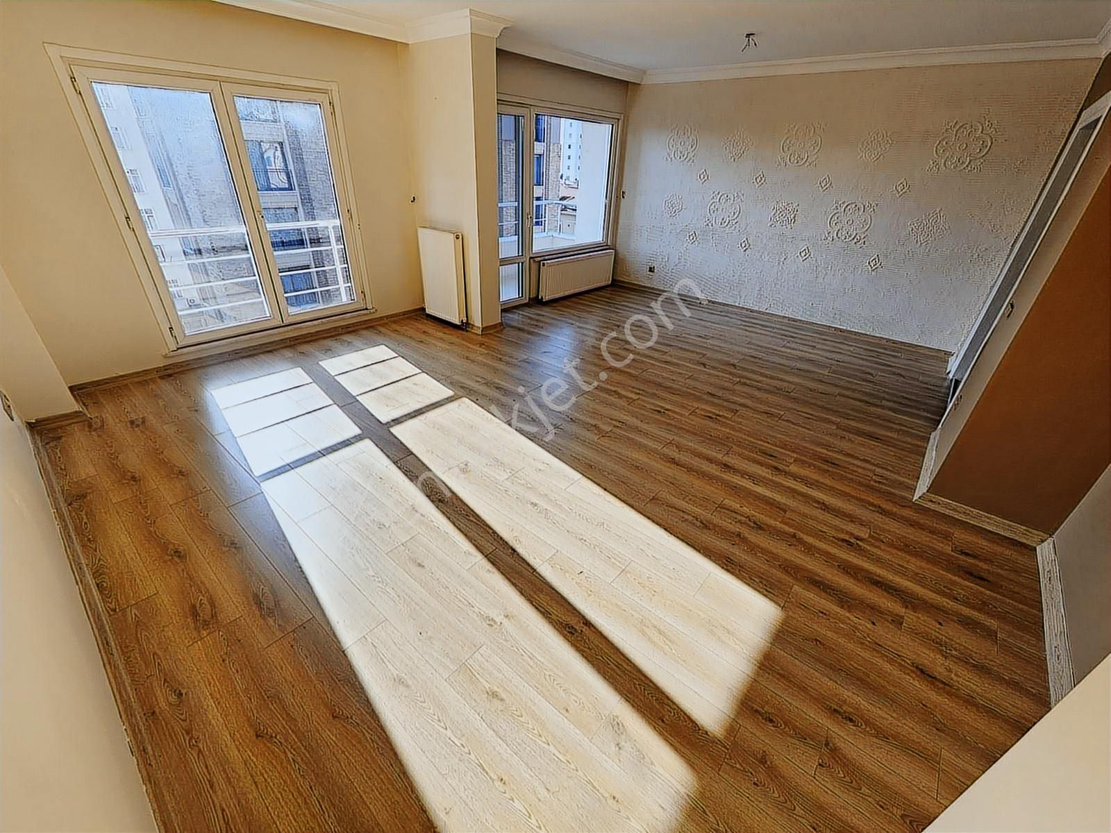 Alper Alkan'dan Şerifali'de Harika Konumda 145m2 3+1 Ofis Katı - Görsel 8