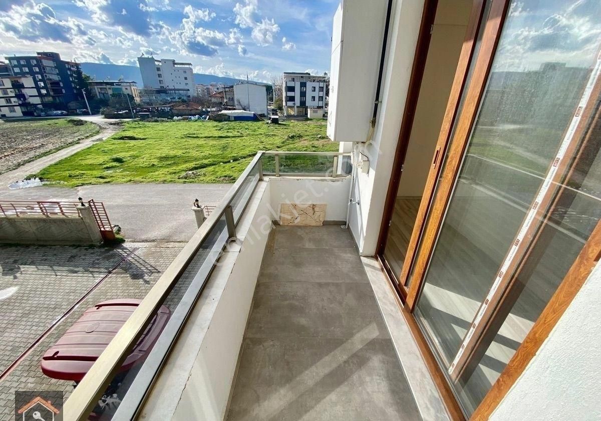 Günay Emlak'tan Torbalı Site İçerisinde Doğalgazlı 3+1 150 M2 Kiralık Köşe Daire - Görsel 32