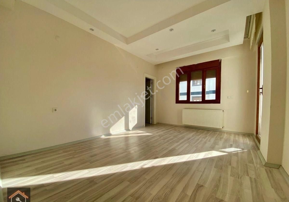 Günay Emlak'tan Torbalı Site İçerisinde Doğalgazlı 3+1 150 M2 Kiralık Köşe Daire - Görsel 21