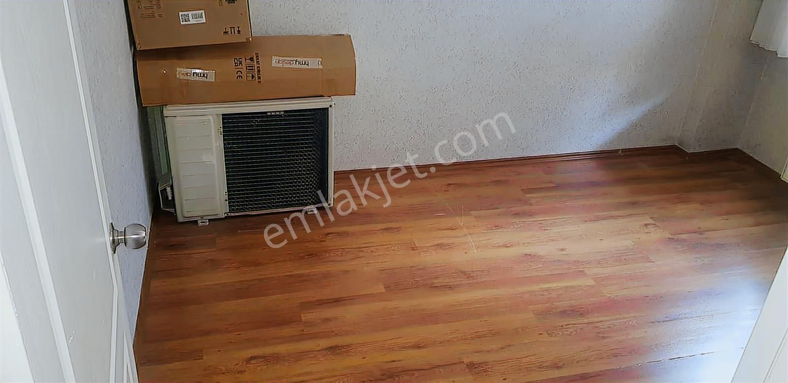 138m2 Kombili 3+1 Bakımlı Fırsat Daire - Görsel 28