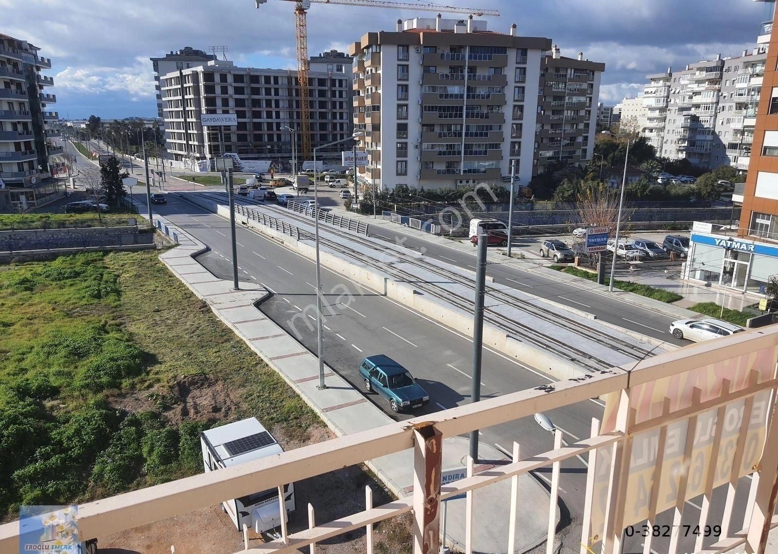 Ataşeşehirde Doğalgazlı Temiz Bakımlı Ön Cephe Kiralık 3+1 Daire - Görsel 9
