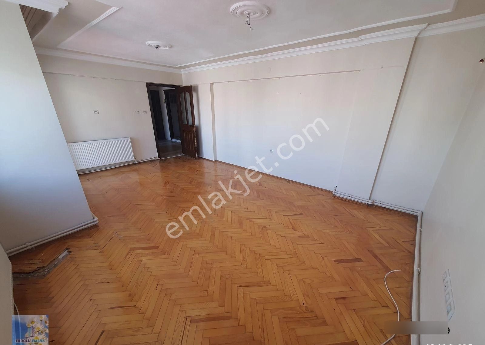 Ataşeşehirde Doğalgazlı Temiz Bakımlı Ön Cephe Kiralık 3+1 Daire - Görsel 7
