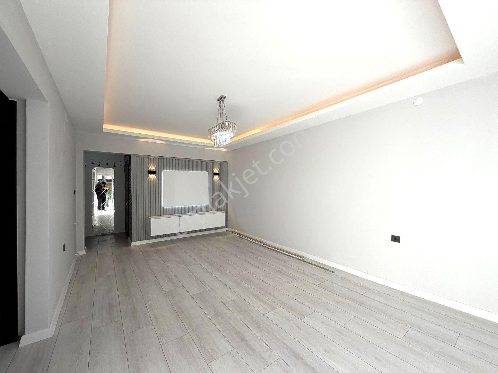 𝄞melodi'den Akçay Merkez'de Denize 100mt Özel Bahçe Kullanımlı Ön Cephe Ayrı Mutfaklı 2+1 Daire - Görsel 24