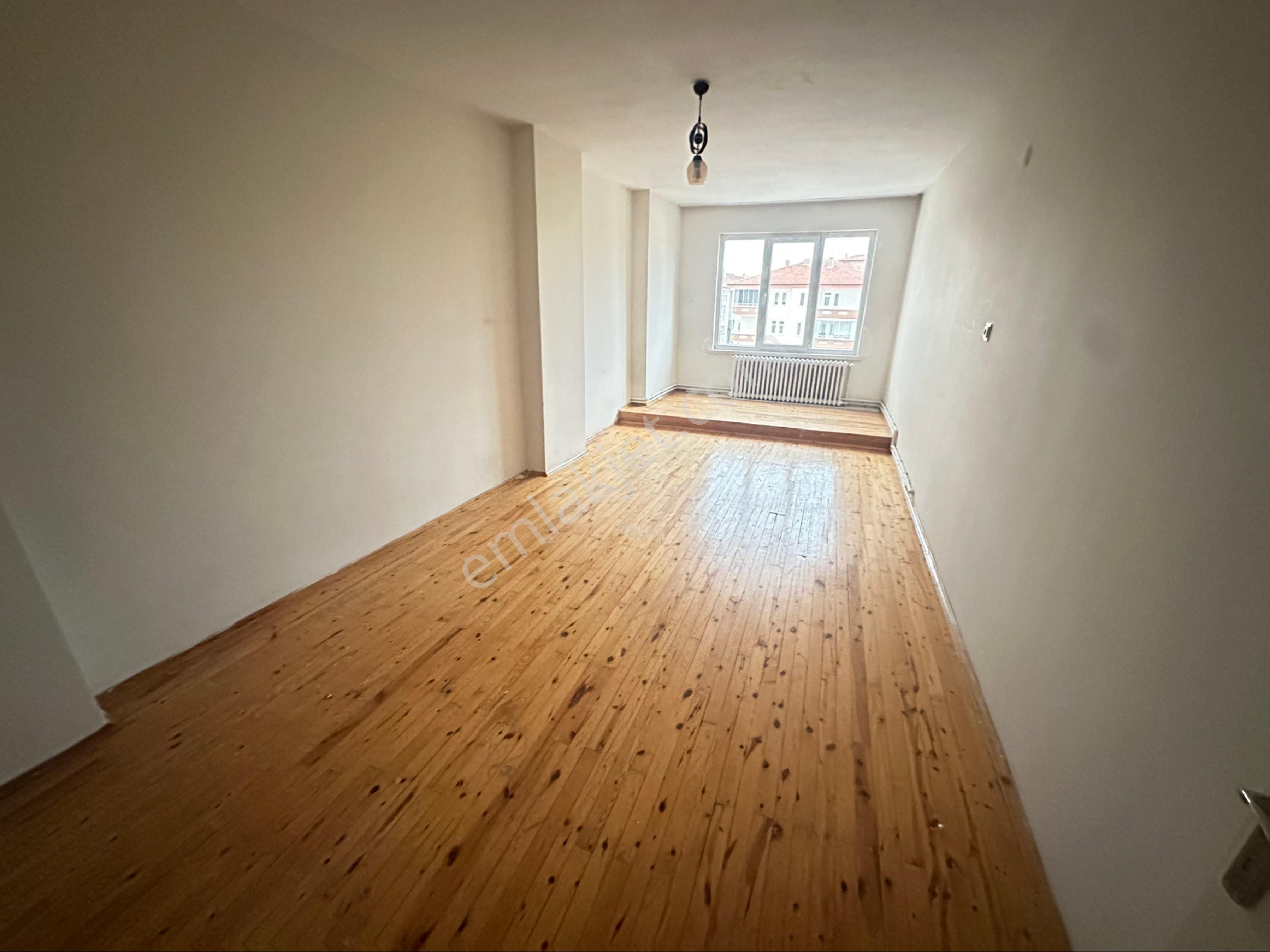 Ereğlikapı Mah.vatan Bilgisayar Karş.kar:7asansörlü Hesaplı Daire - Görsel 26