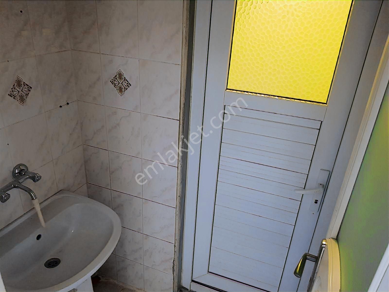 Küçük Balıklıda Kiralık 3,5 Katlı Kiralık Bina - Görsel 22