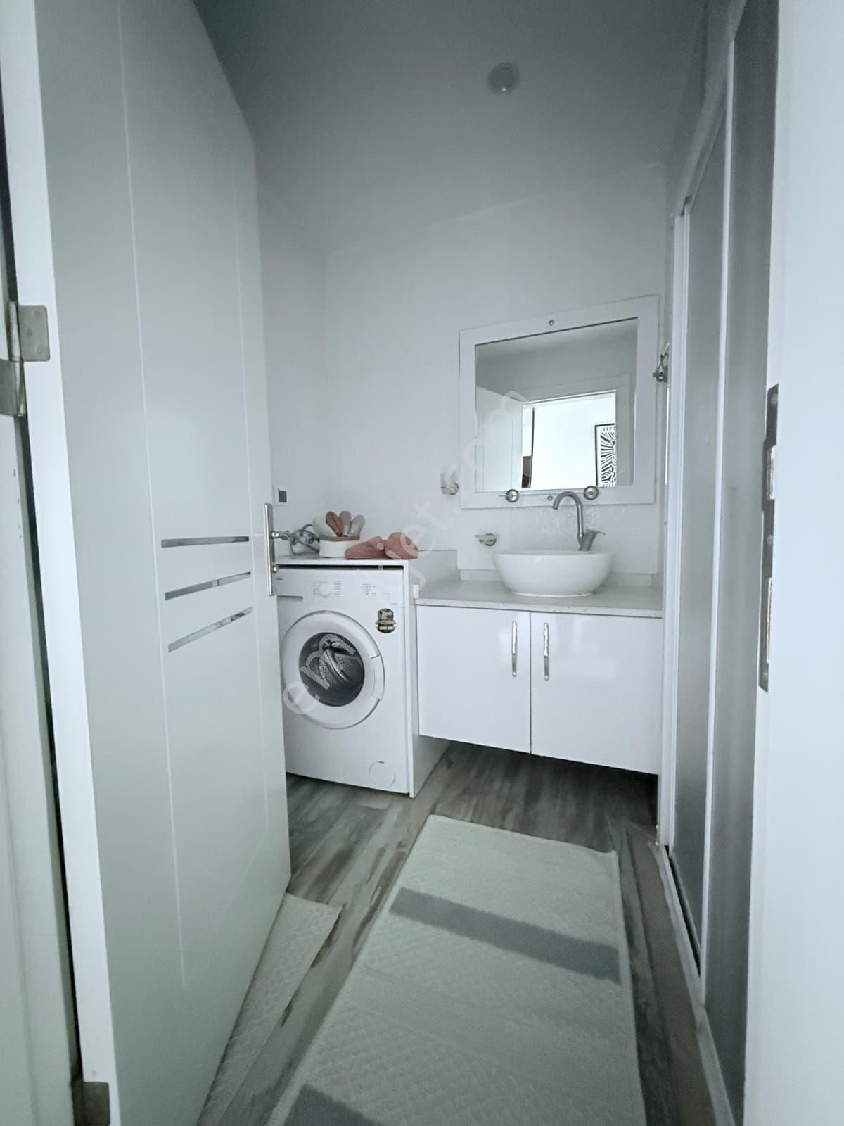 Teraslı Lüx Full Eşyalı Yatırımlık 1+1 Satılık Apart - Görsel 24