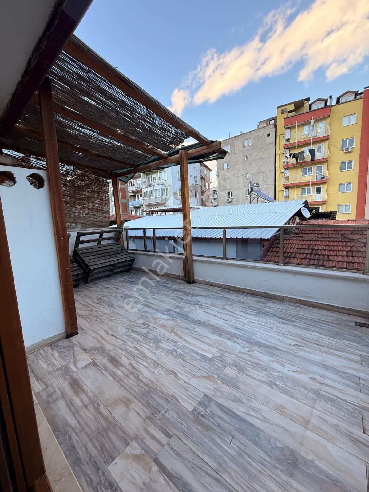 Teraslı Lüx Full Eşyalı Yatırımlık 1+1 Satılık Apart - Görsel 14